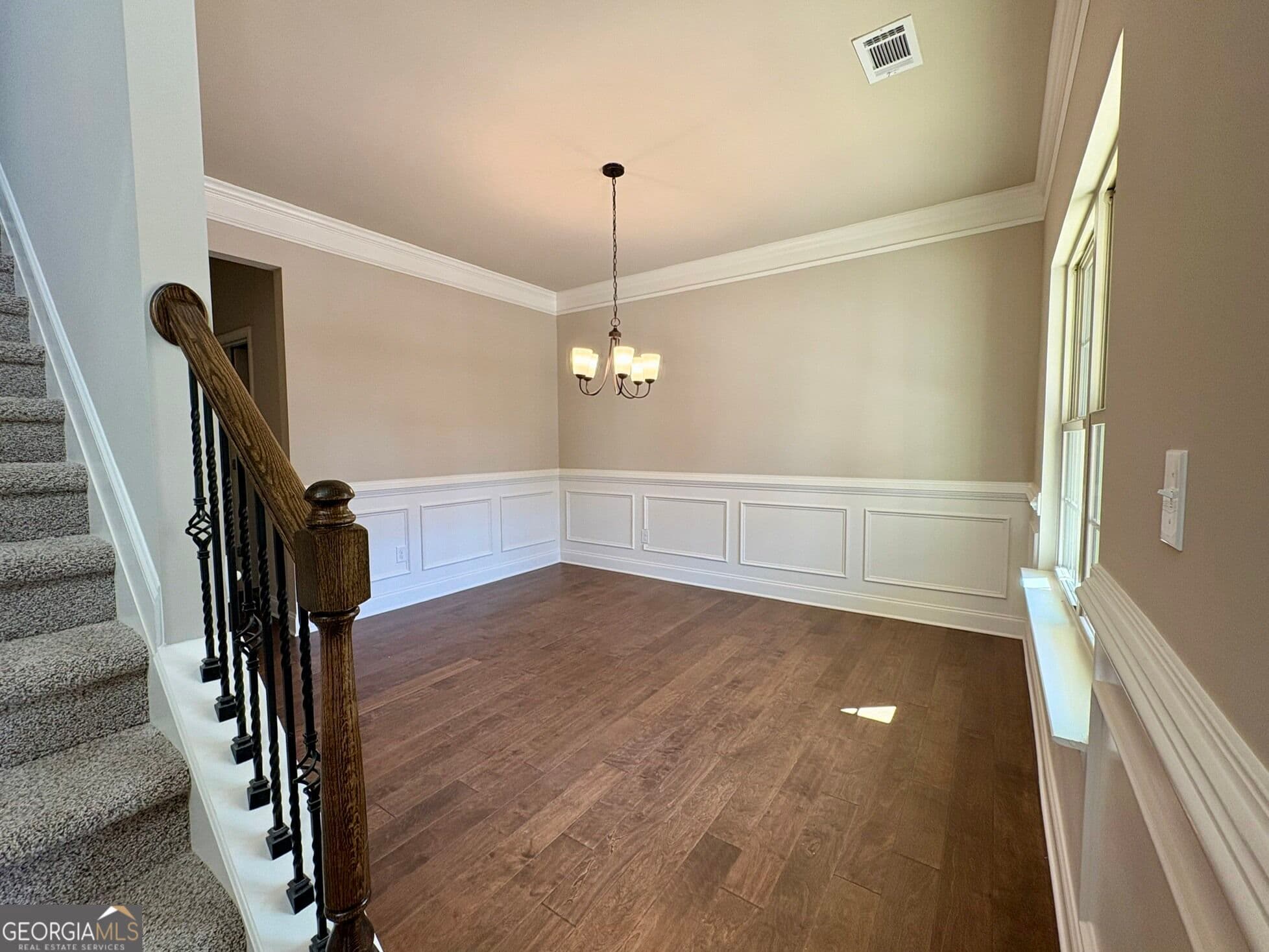 5 bedroom, 3.5 bathroom single family residence for sale at 1027 Lakeview Oaks Court 44-C, Grayson, GA 30017 — photo 5