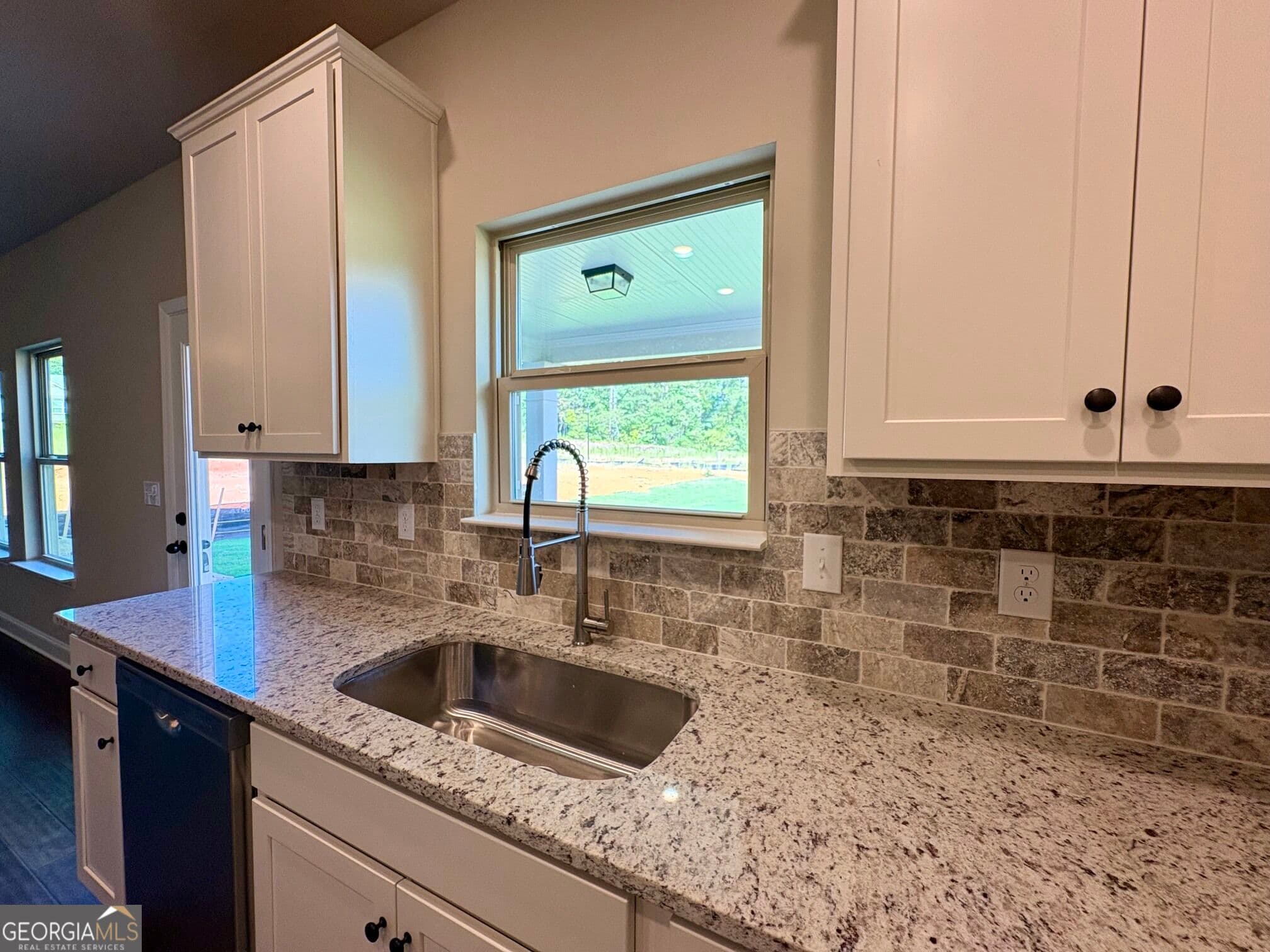 5 bedroom, 3.5 bathroom single family residence for sale at 1027 Lakeview Oaks Court 44-C, Grayson, GA 30017 — photo 10