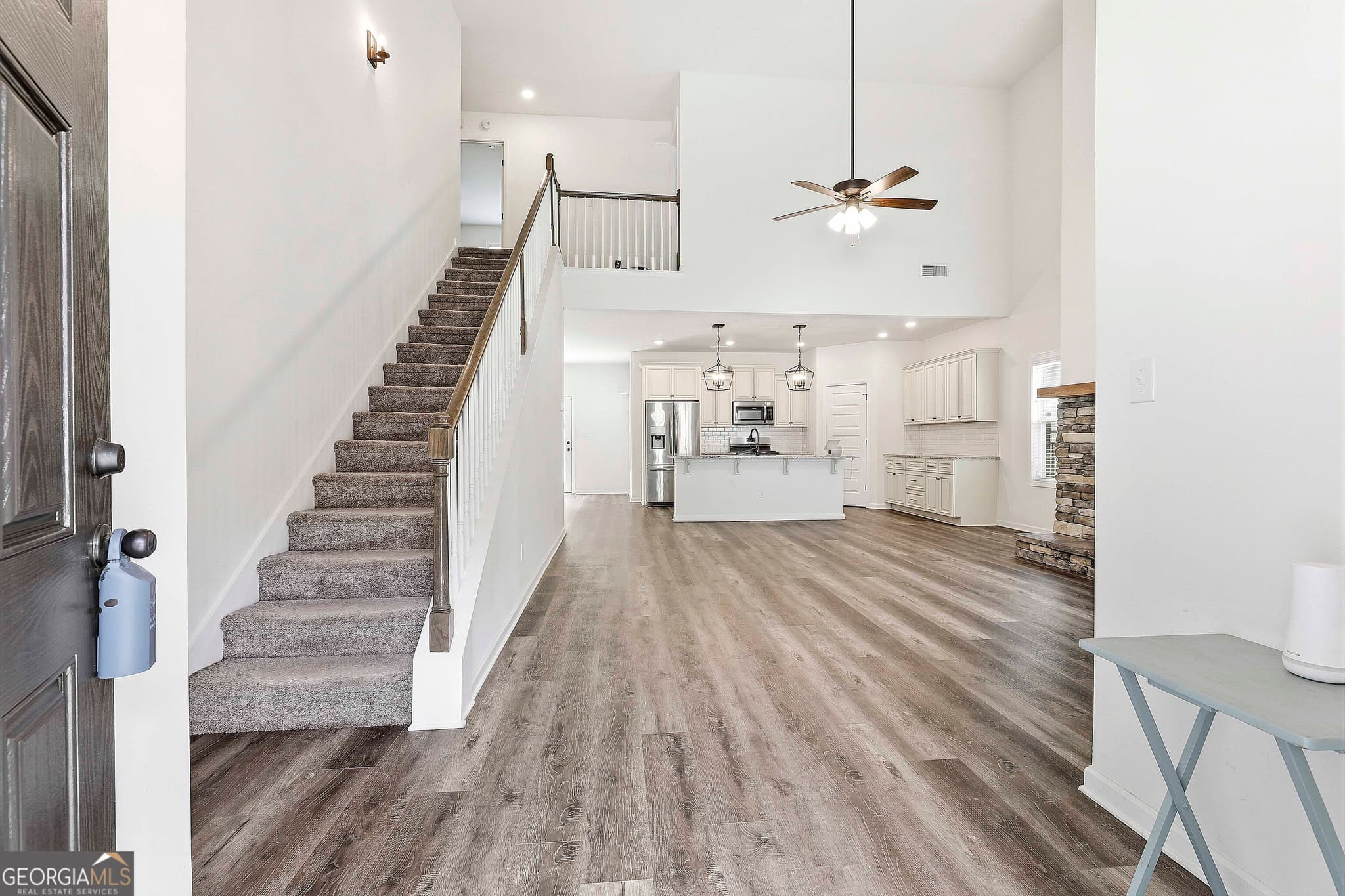 4 bedroom, 2.5 bathroom, 2,831 sq ft single family residence for sale at 245 Southridge, Senoia, GA 30276 — photo 4
