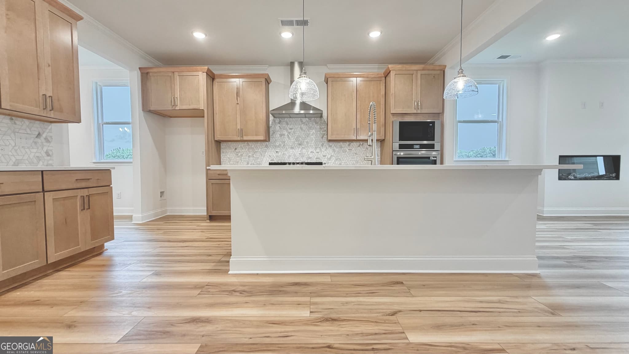 3 bedroom, 2.5 bathroom, 2,200 sq ft single family residence for sale at 311 Grand Wehunt Drive, Hoschton, GA 30548 — photo 6