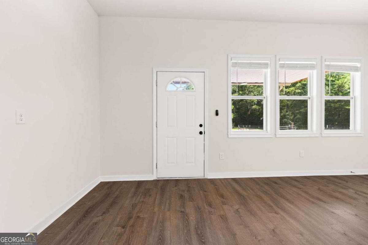 3 bedroom, 3 bathroom, 5,190 sq ft single family residence for rent at 221 Columbus Drive, Homer, GA 30547 for $5,000 a month — photo 10