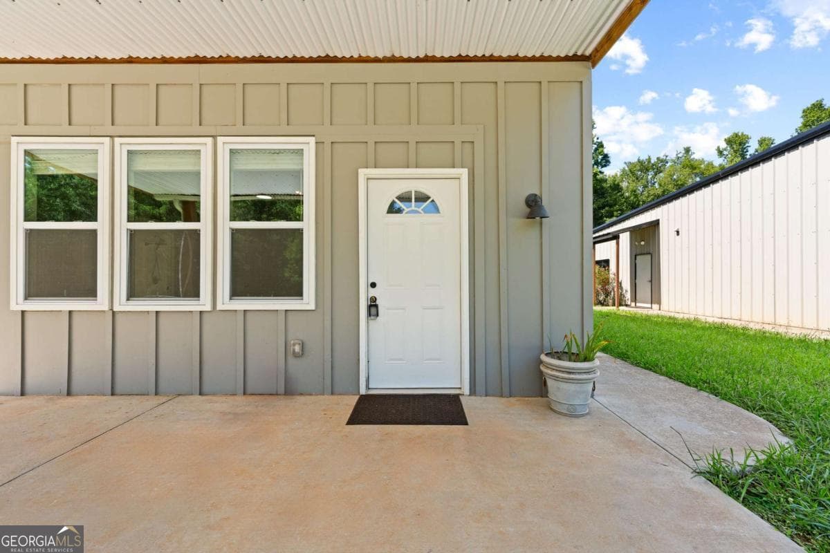 3 bedroom, 3 bathroom, 5,190 sq ft single family residence for rent at 221 Columbus Drive, Homer, GA 30547 for $5,000 a month — photo 8