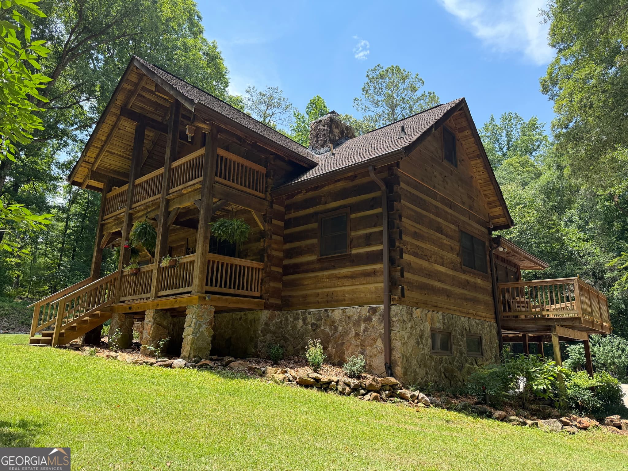 3 bedroom, 2 bathroom, 1,966 sq ft single family residence sold at 531 Caldwell Road, Griffin, GA 30223