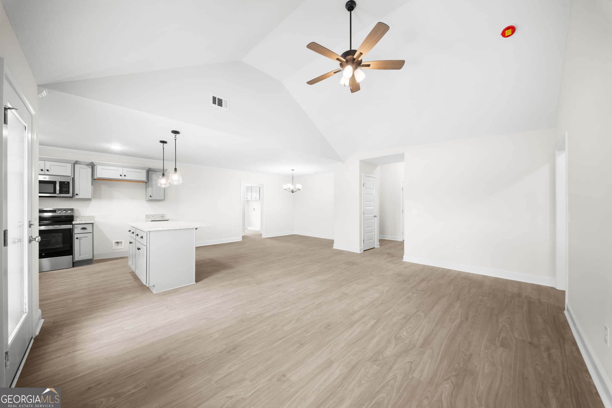 4 bedroom, 2 bathroom, 1,620 sq ft single family residence under contract at 102 Enclave Court LOT 29, Statesboro, GA 30458 — photo 7