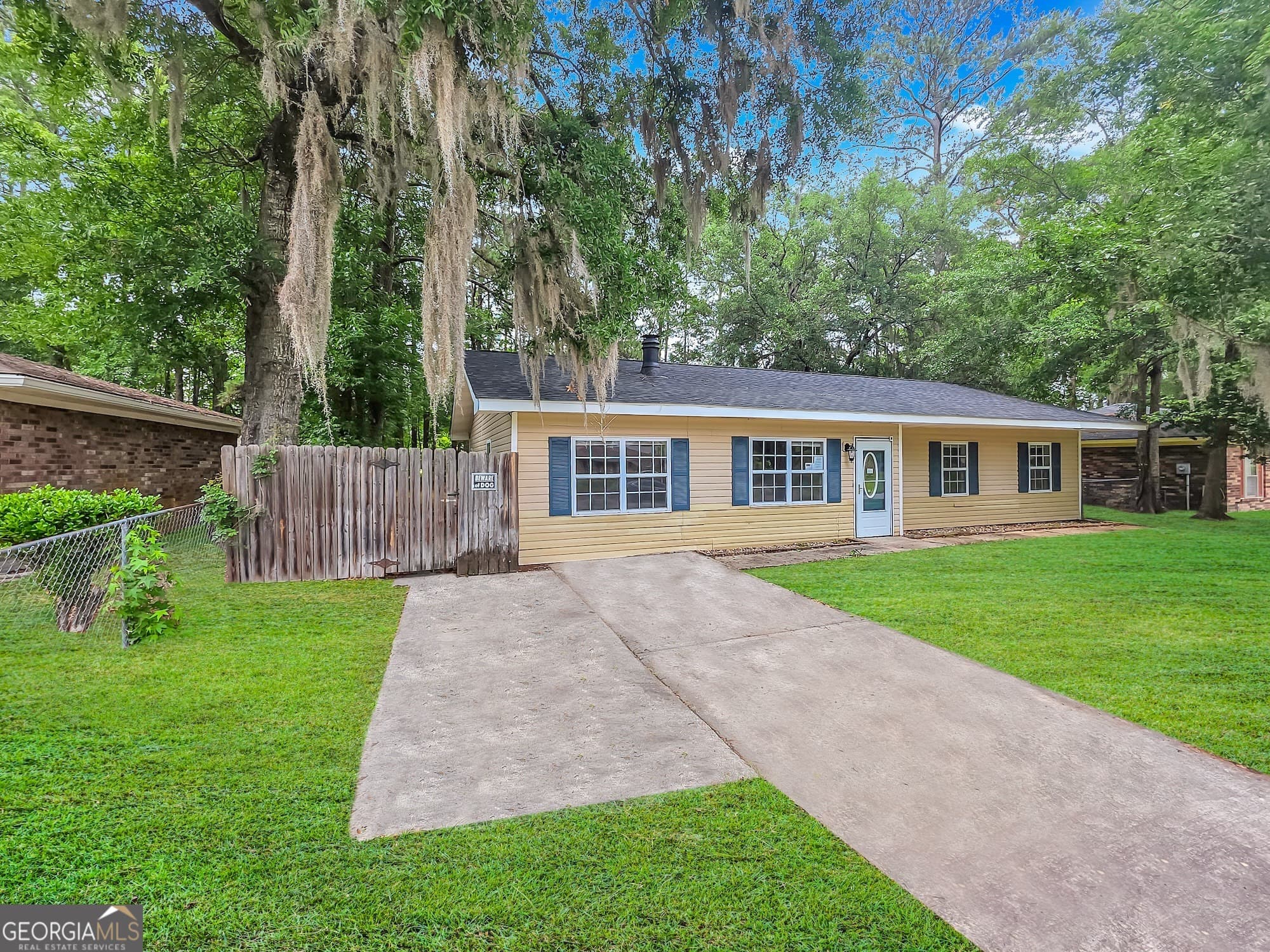 4 bedroom, 2 bathroom, 1,629 sq ft single family residence under contract at 514 Heritage Drive, Hinesville, GA 31313 — photo 3