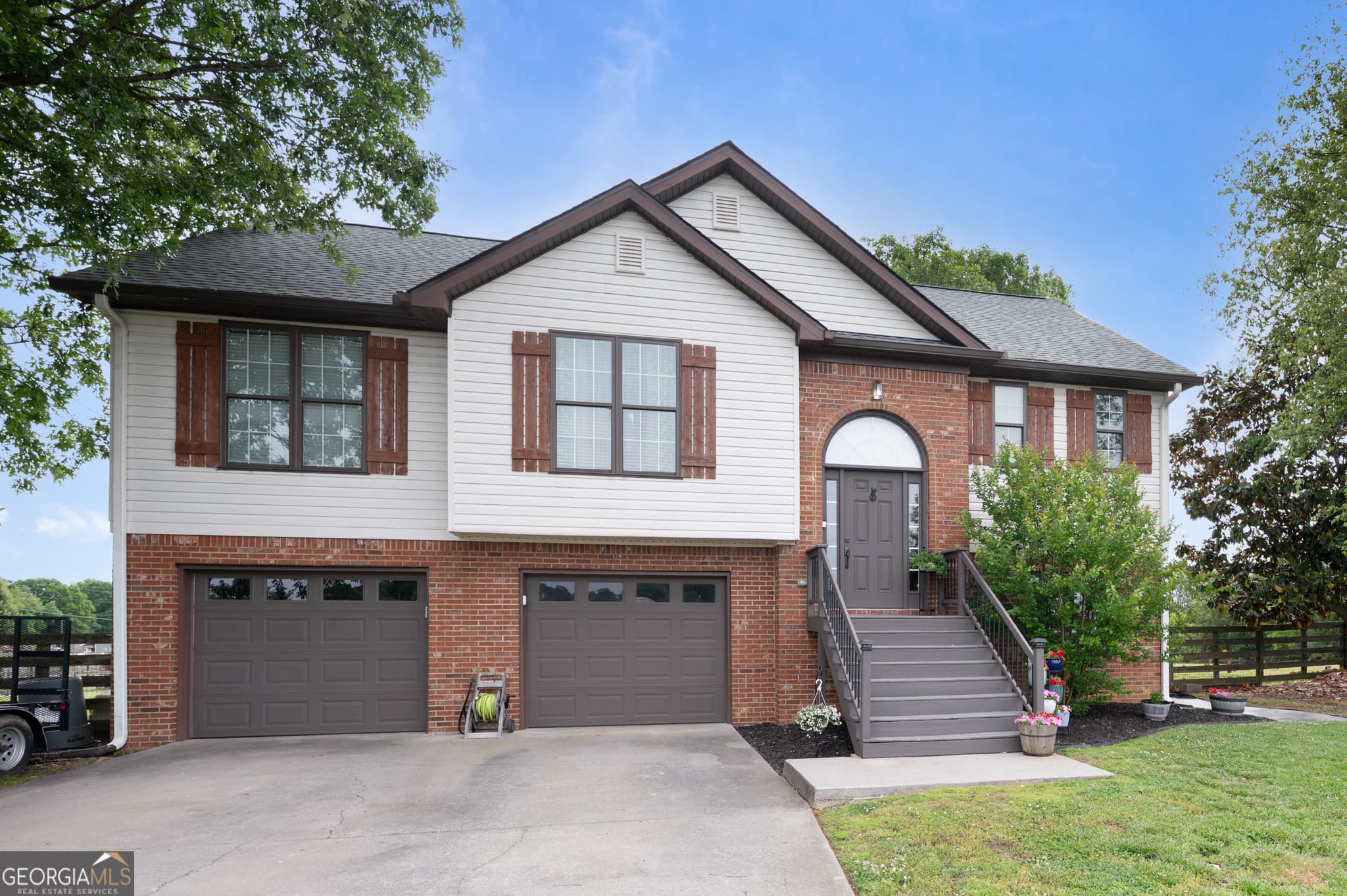 3 bedroom, 2 bathroom, 1,932 sq ft single family residence sold at 516 Pendley Road, Calhoun, GA 30701