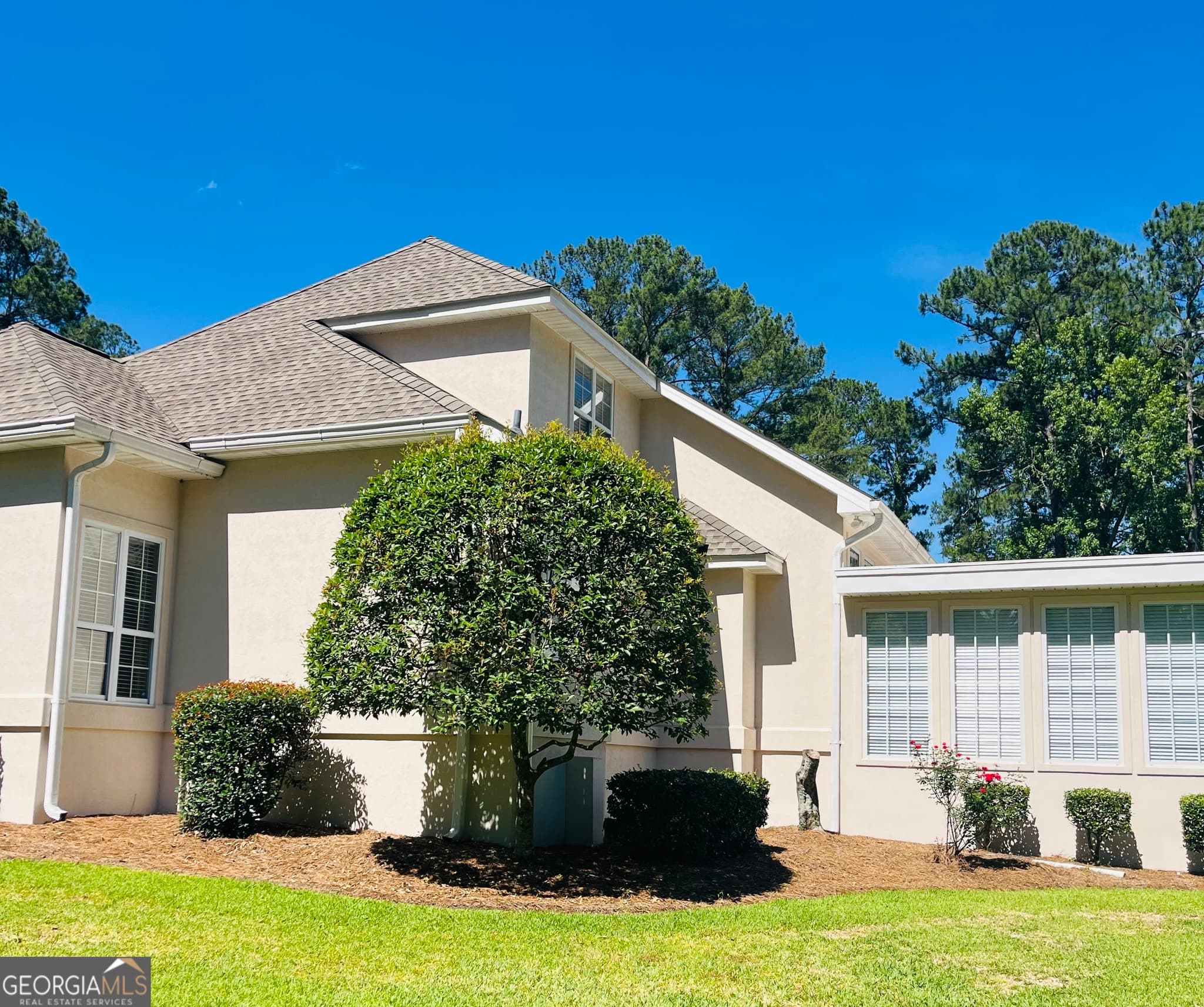 4 bedroom, 3.5 bathroom, 3,404 sq ft single family residence for sale at 1501 Andrea Drive, Waycross, GA 31501 — photo 4