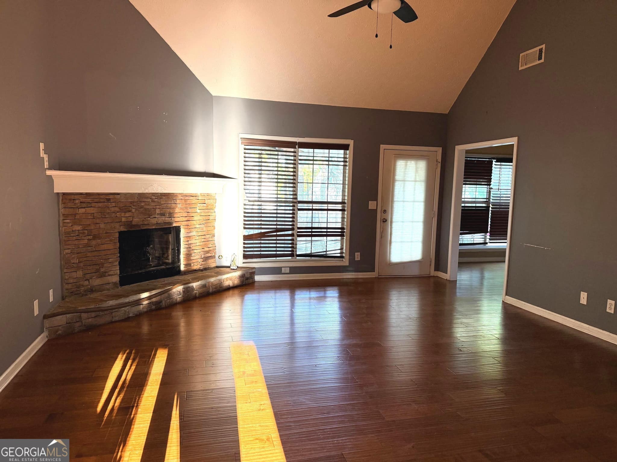 4 bedroom, 3 bathroom, 2,288 sq ft single family residence for sale at 610 Autumn Leaf Circle, Mcdonough, GA 30253 — photo 5