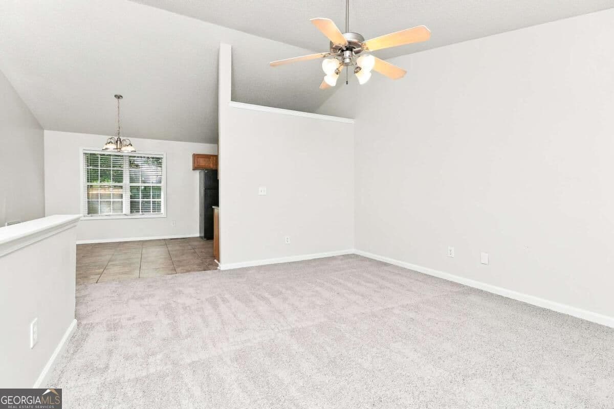 3 bedroom, 2 bathroom, 1,622 sq ft single family residence for sale at 315 Thorn Thicket Way, Rockmart, GA 30153 — photo 3