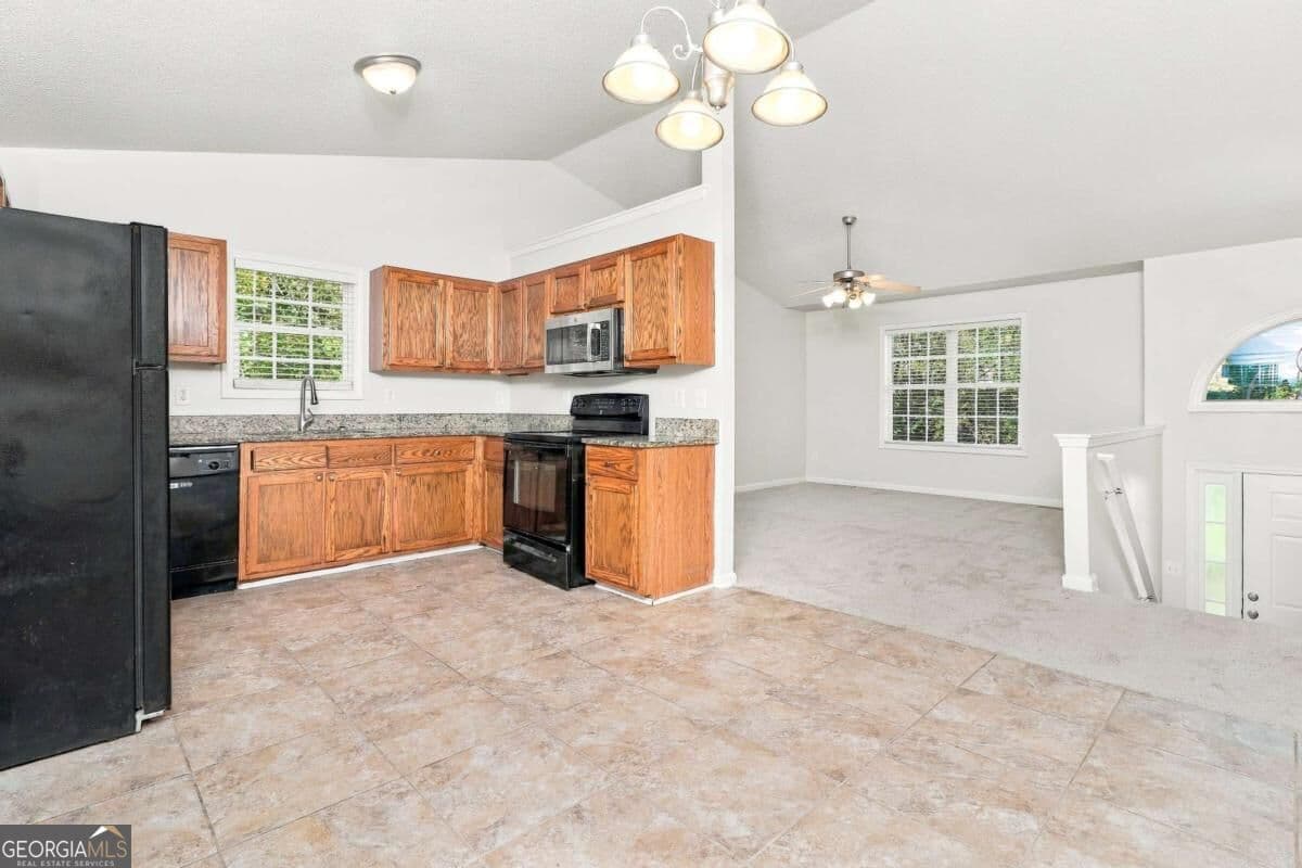 3 bedroom, 2 bathroom, 1,622 sq ft single family residence for sale at 315 Thorn Thicket Way, Rockmart, GA 30153 — photo 10