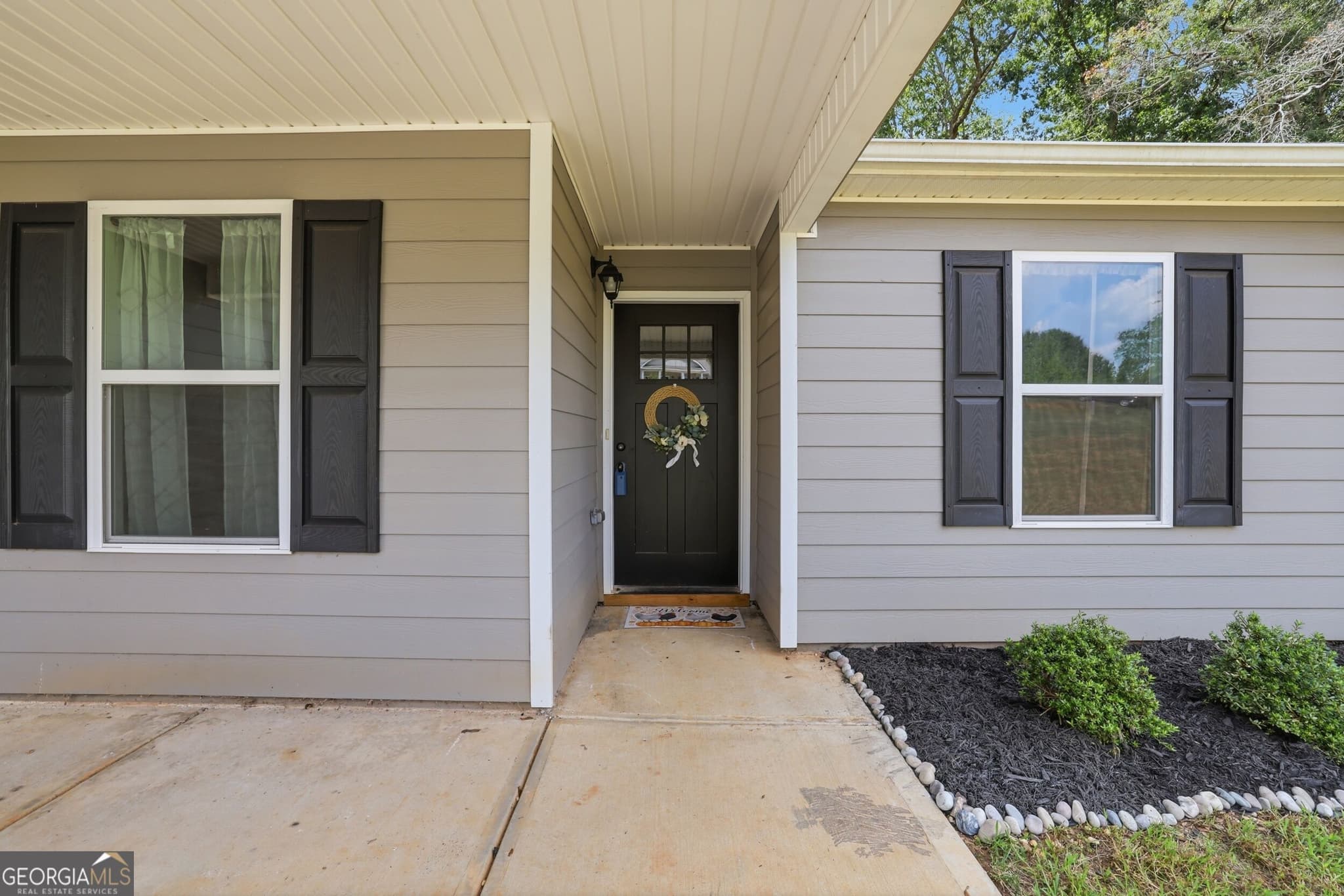 4 bedroom, 2.5 bathroom, 1,715 sq ft single family residence for sale at 122 Pecan Street, Danielsville, GA 30633 — photo 3