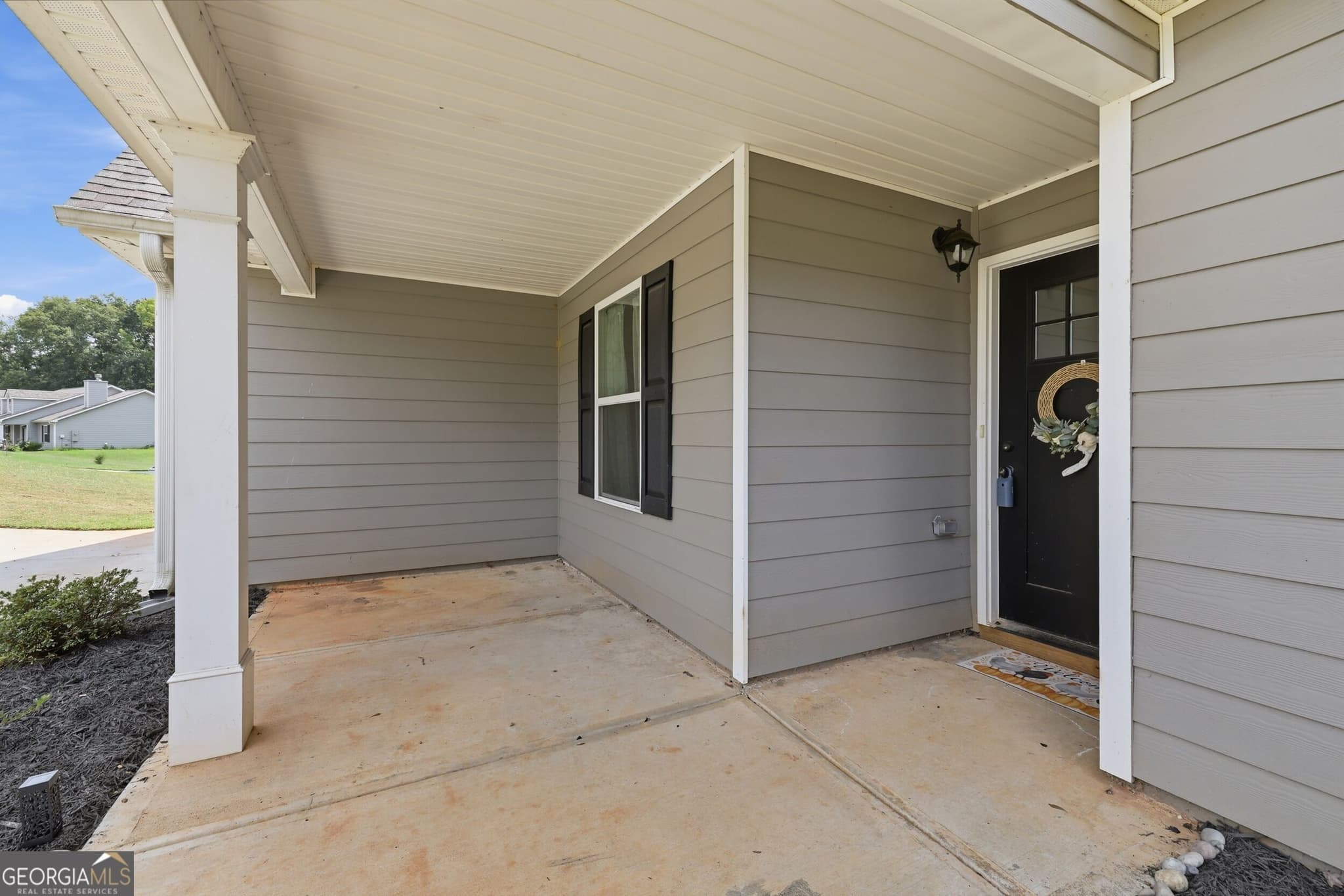 4 bedroom, 2.5 bathroom, 1,715 sq ft single family residence for sale at 122 Pecan Street, Danielsville, GA 30633 — photo 4
