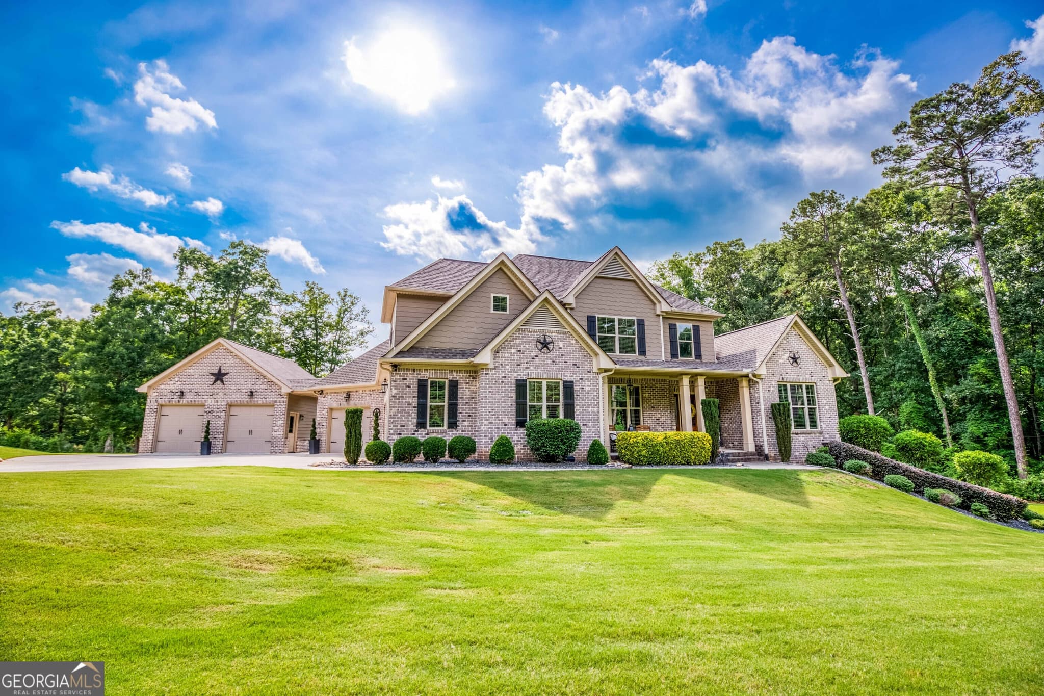 6 bedroom, 4.5 bathroom, 5,424 sq ft single family residence sold at 1655 H D Atha Road, Monroe, GA 30655