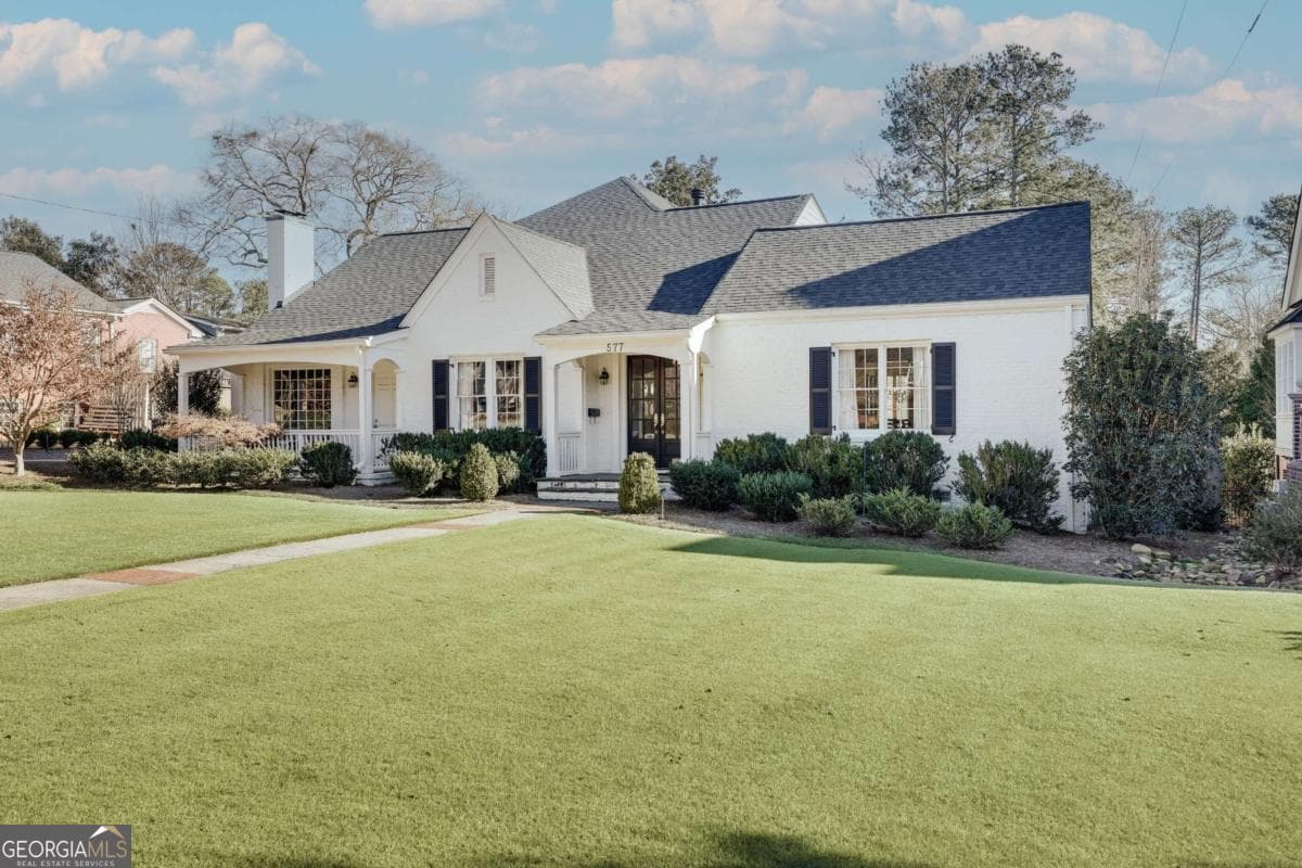 5 bedroom, 5.5 bathroom, 5,905 sq ft single family residence for sale at 577 Cloverhurst Avenue, Athens, GA 30606 — photo 6