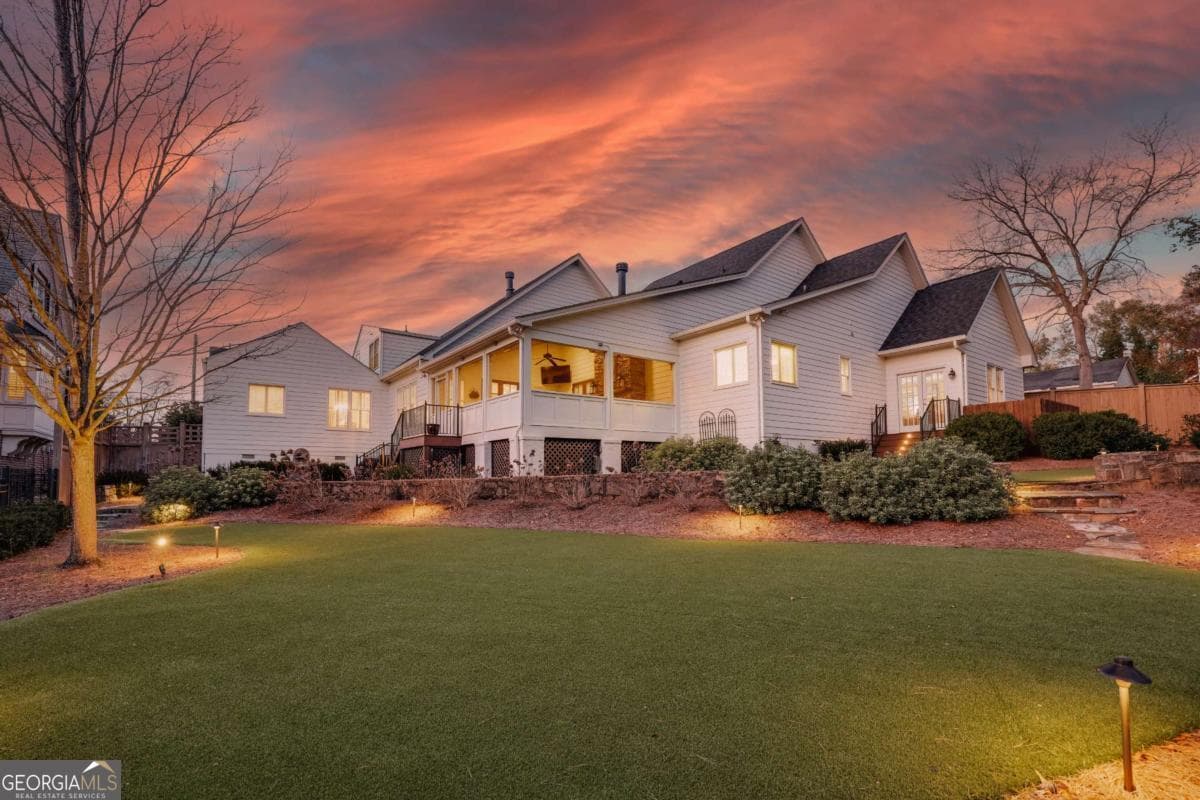 5 bedroom, 5.5 bathroom, 5,905 sq ft single family residence for sale at 577 Cloverhurst Avenue, Athens, GA 30606 — photo 7
