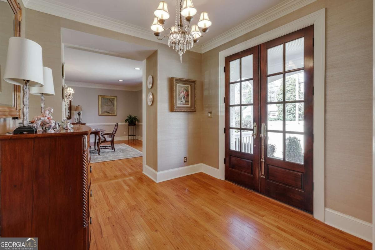 5 bedroom, 5.5 bathroom, 5,905 sq ft single family residence for sale at 577 Cloverhurst Avenue, Athens, GA 30606 — photo 9