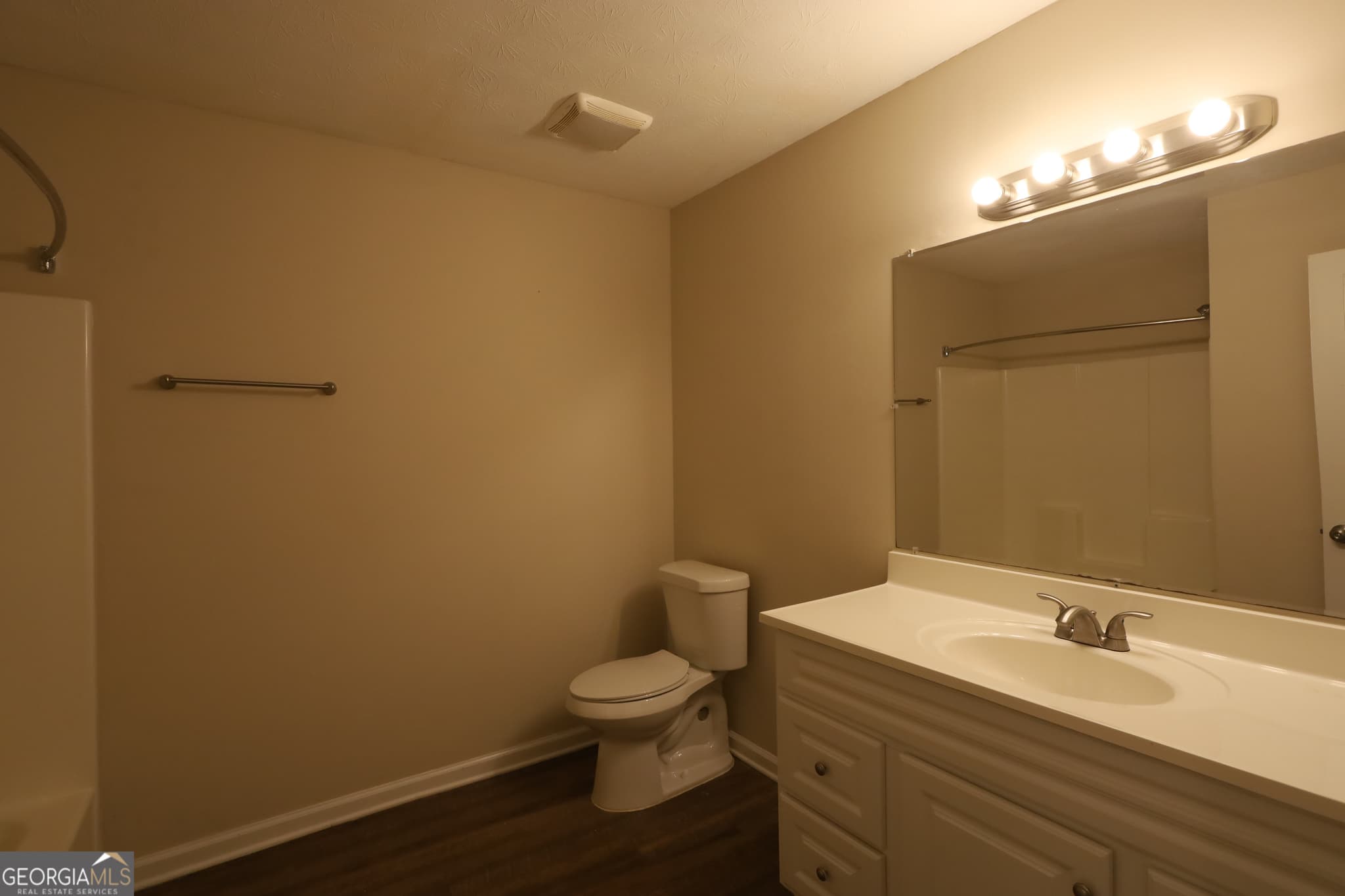 5 bedroom, 3 bathroom, 2,760 sq ft single family residence for sale at 756 Sugar Hill Lane, Conyers, GA 30094 — photo 5