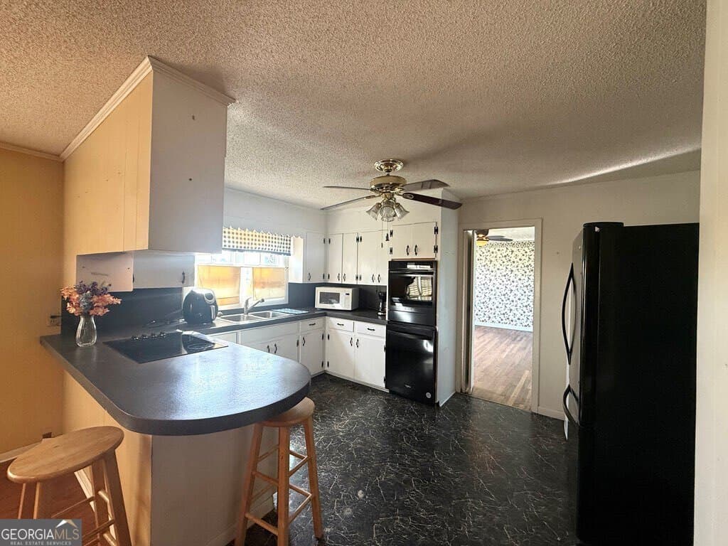 3 bedroom, 2 bathroom, 1,707 sq ft single family residence for sale at 905 Goodman Street, Sparks, GA 31647 — photo 8