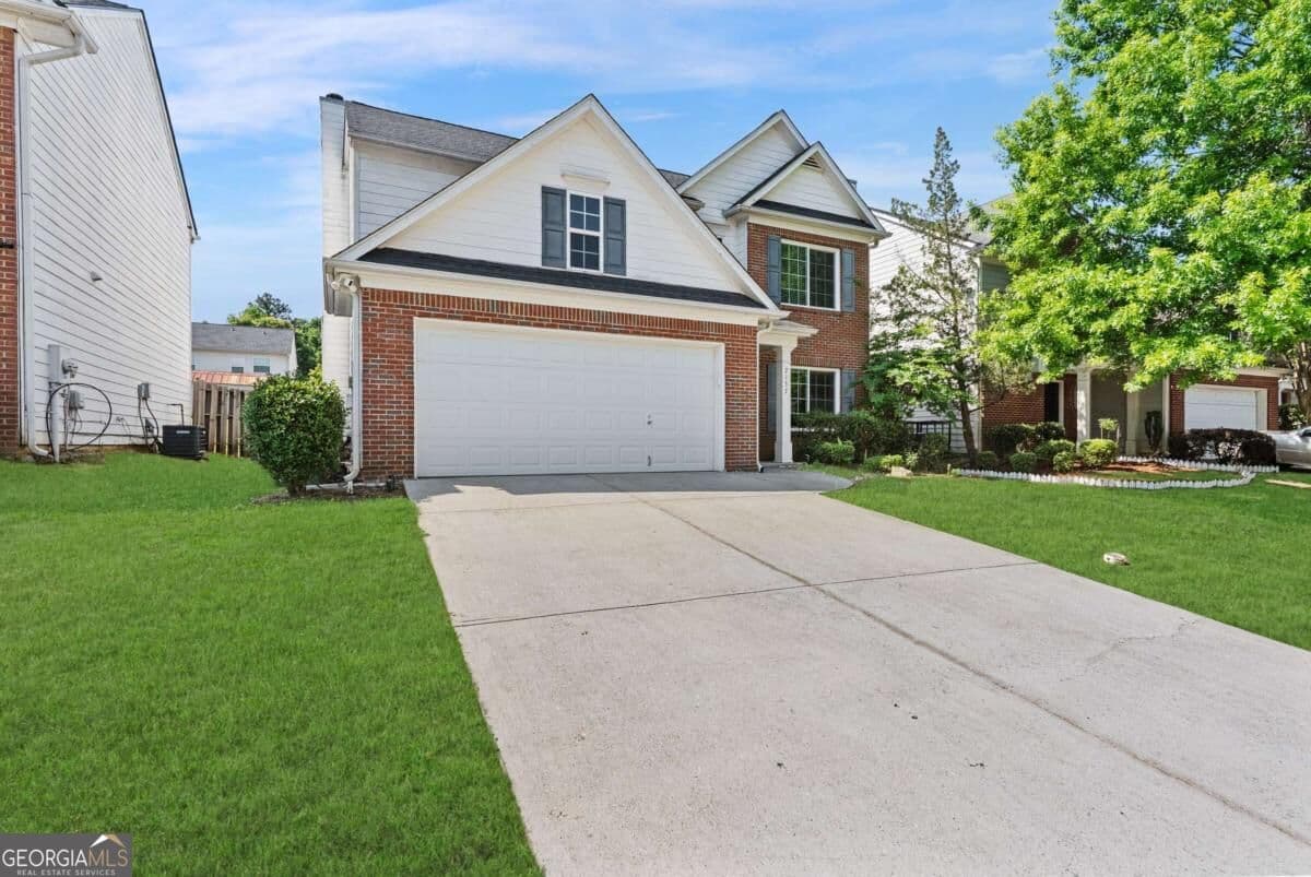 4 bedroom, 2.5 bathroom, 2,153 sq ft single family residence for sale at 2137 Black Oak Lane, Ellenwood, GA 30294