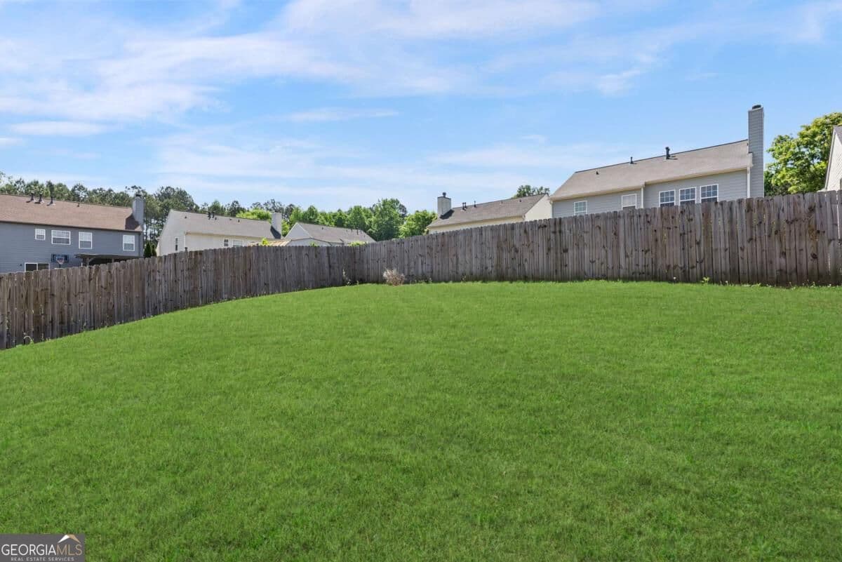 4 bedroom, 2.5 bathroom, 2,153 sq ft single family residence for sale at 2137 Black Oak Lane, Ellenwood, GA 30294 — photo 8