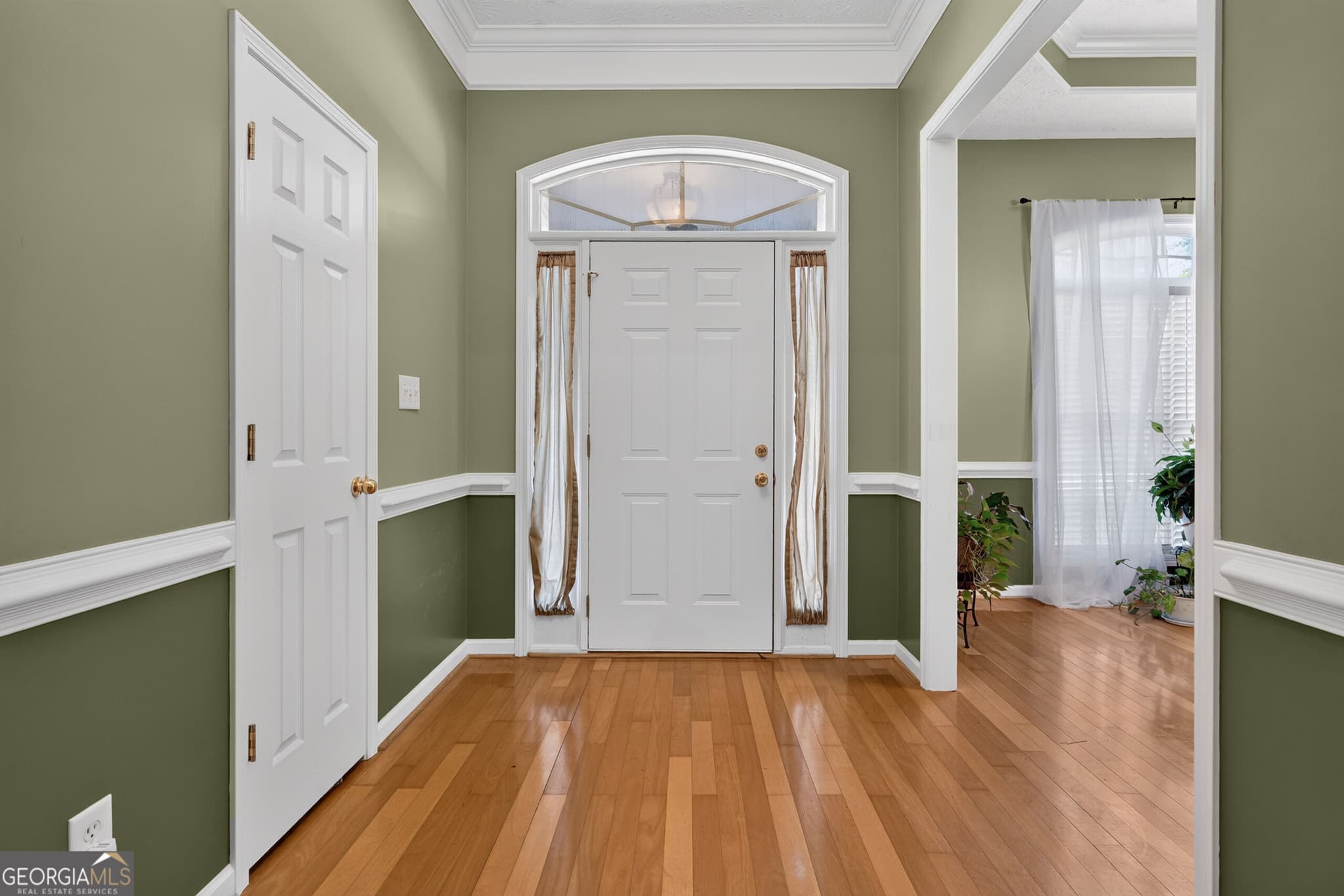 4 bedroom, 3.5 bathroom, 3,200 sq ft single family residence for sale at 6502 Yellowstone Way, Lizella, GA 31052 — photo 7