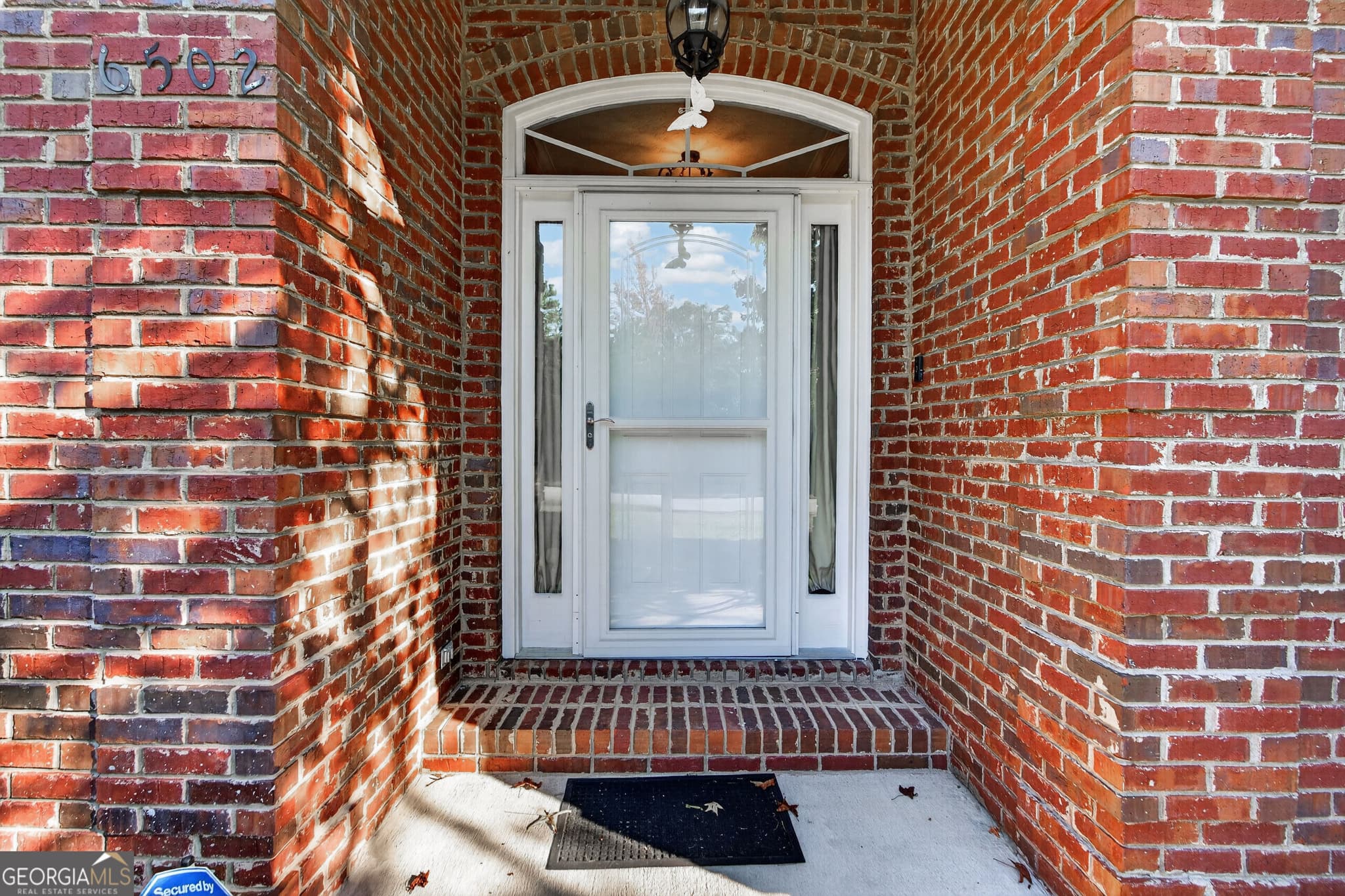 4 bedroom, 3.5 bathroom, 3,200 sq ft single family residence for sale at 6502 Yellowstone Way, Lizella, GA 31052 — photo 5