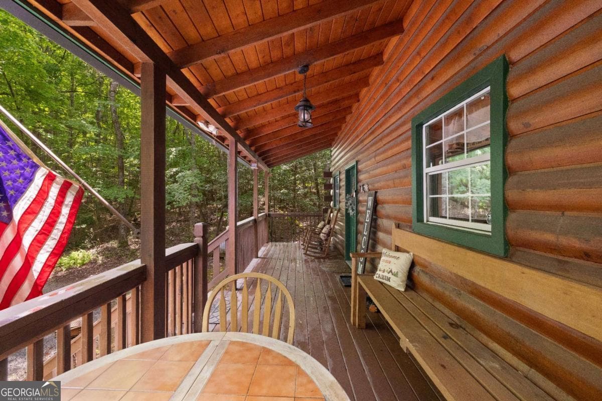 2 bedroom, 2 bathroom, 1,131 sq ft cabin,single family residence for sale at 218 Broken Arrow Way 17, Epworth, GA 30541 — photo 2