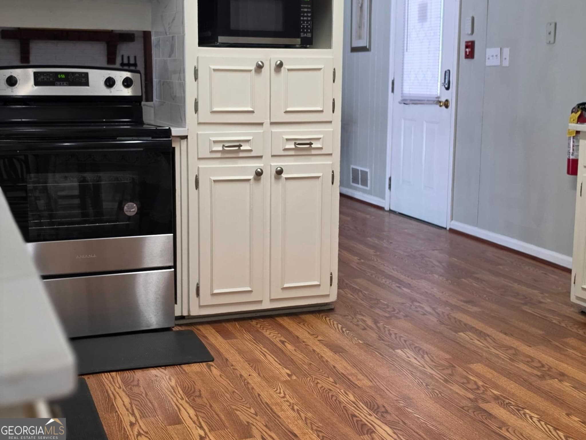 6 bedroom, 5 bathroom, 3,673 sq ft mixed use for sale at 3965 Gloucester Drive, Tucker, GA 30084 — photo 9