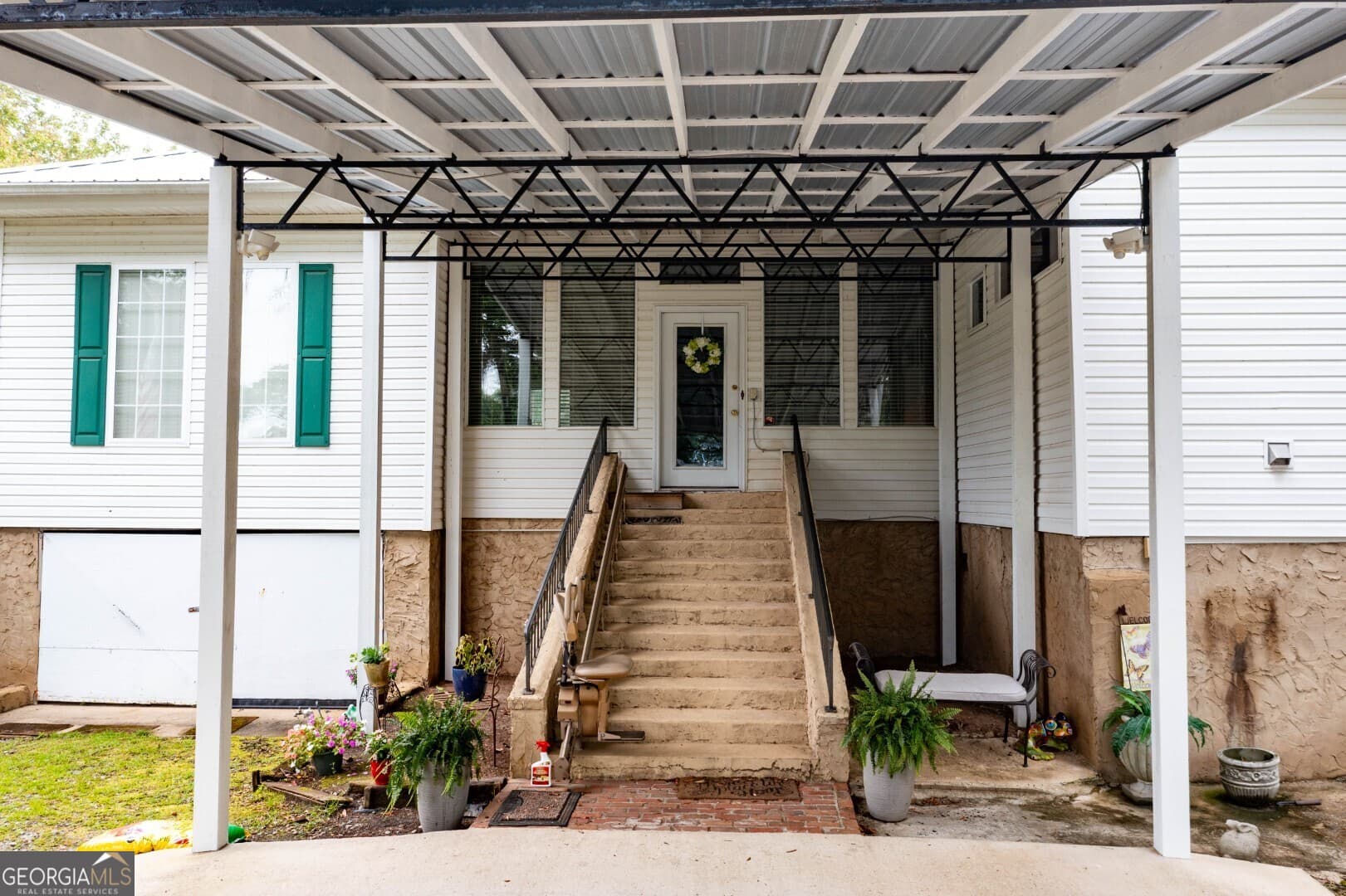 3 bedroom, 2.5 bathroom, 3,020 sq ft single family residence for sale at 311 Hartford Road, Fort Gaines, GA 39851 — photo 6
