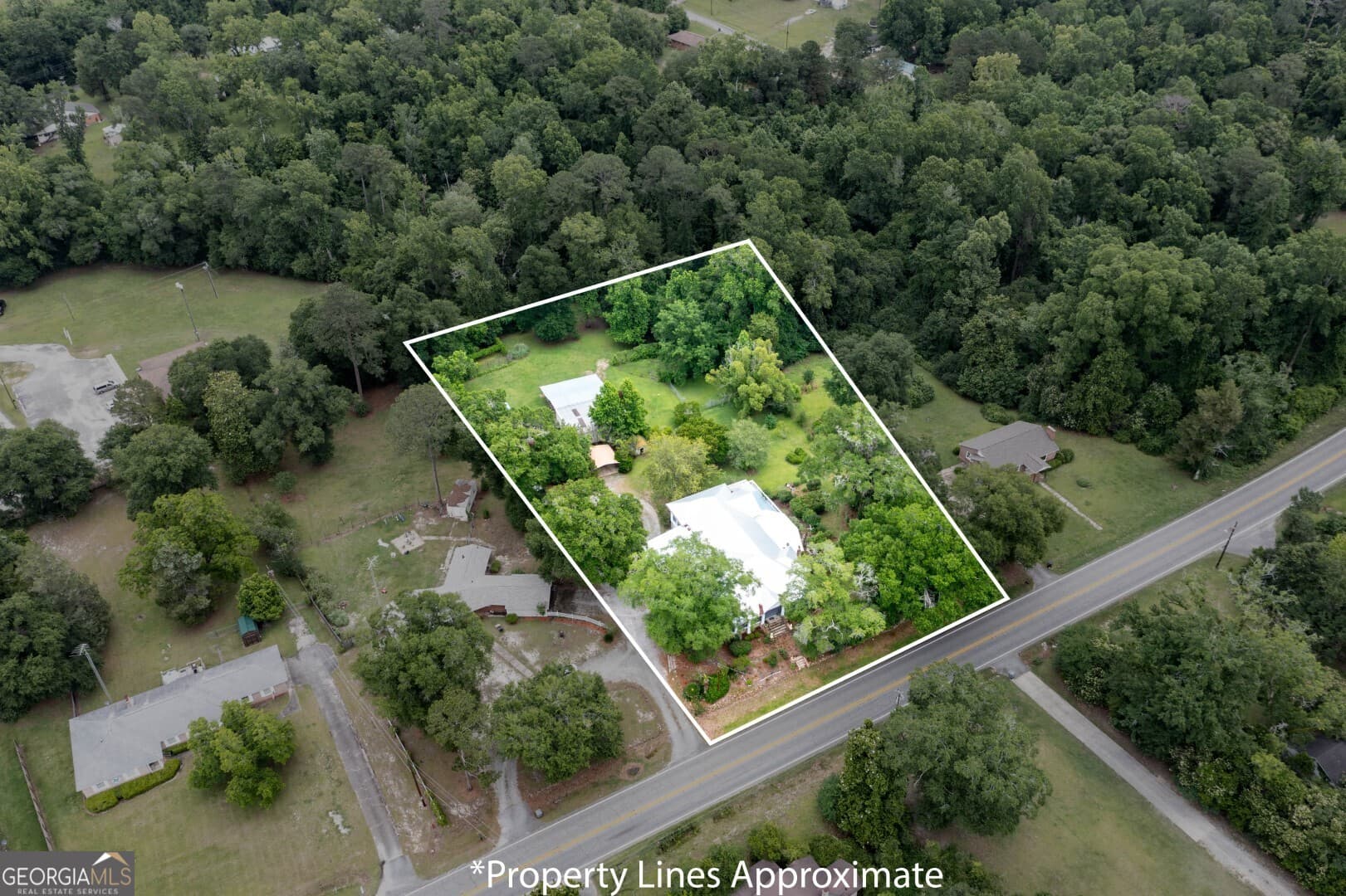 3 bedroom, 2.5 bathroom, 3,020 sq ft single family residence for sale at 311 Hartford Road, Fort Gaines, GA 39851 — photo 10