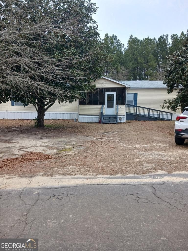 2 bedroom, 2 bathroom, 1,120 sq ft mobile home sold at 35 Alcott Drive, Swainsboro, GA 30401