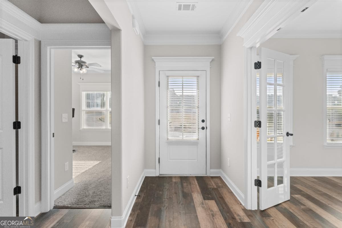 4 bedroom, 3 bathroom, 2,352 sq ft single family residence for sale at 1231 Carriage Ridge Drive, Greensboro, GA 30642 — photo 5