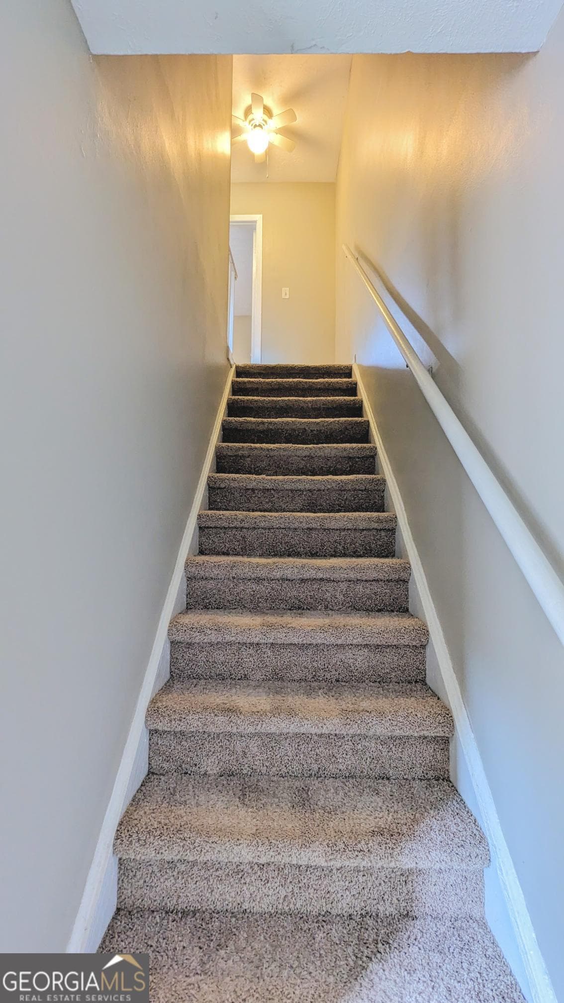 2 bedroom, 1 bathroom, 928 sq ft condominium for rent at 1235 Riverside Drive F5, Gainesville, GA 30501 for $1,350 a month — photo 10