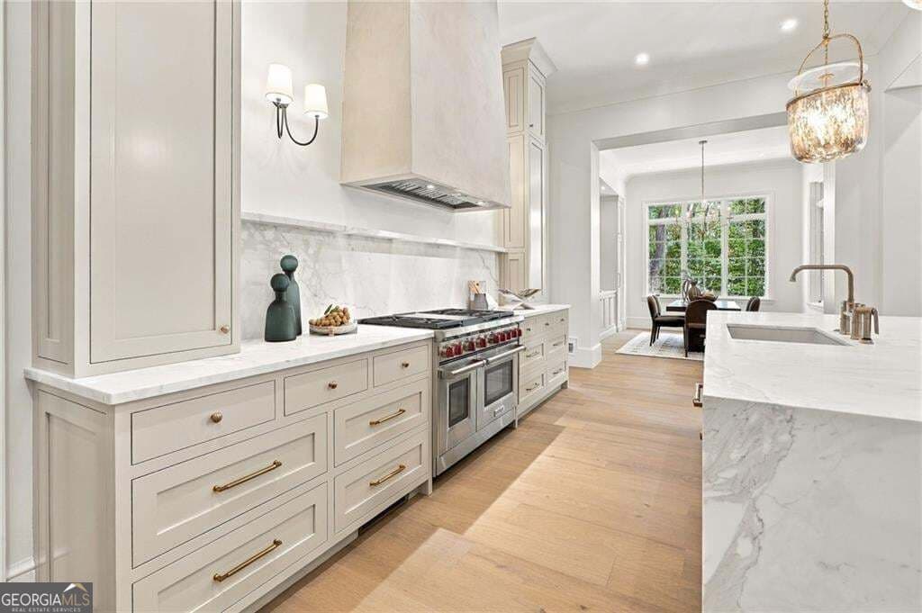 7 bedroom, 7 bathroom single family residence for sale at 3843 Lake Forrest Drive, Atlanta, GA 30342 — photo 9