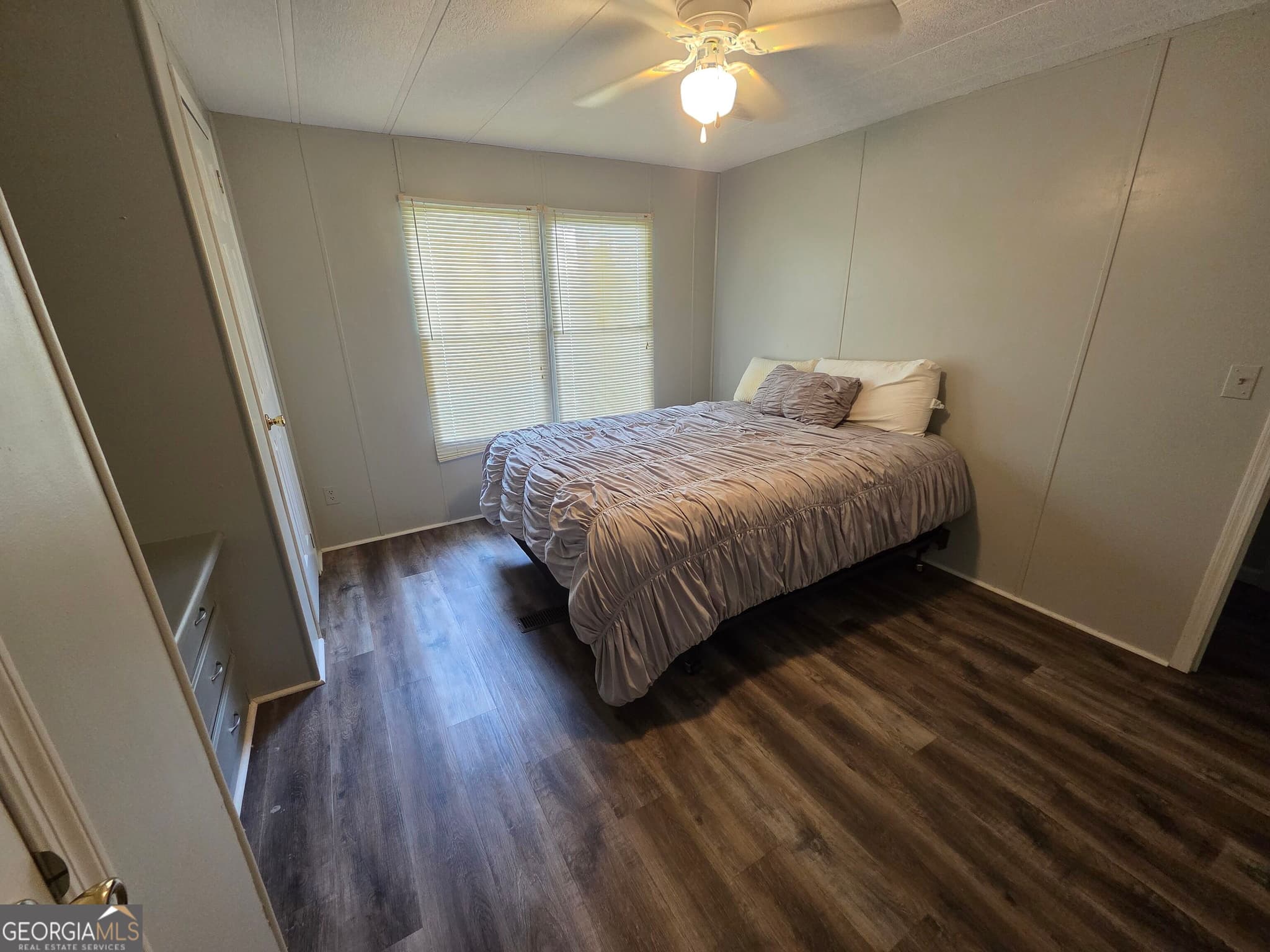 3 bedroom, 2 bathroom, 1,344 sq ft single family residence for sale at 151 Island Creek Drive, Sparta, GA 31087 — photo 4