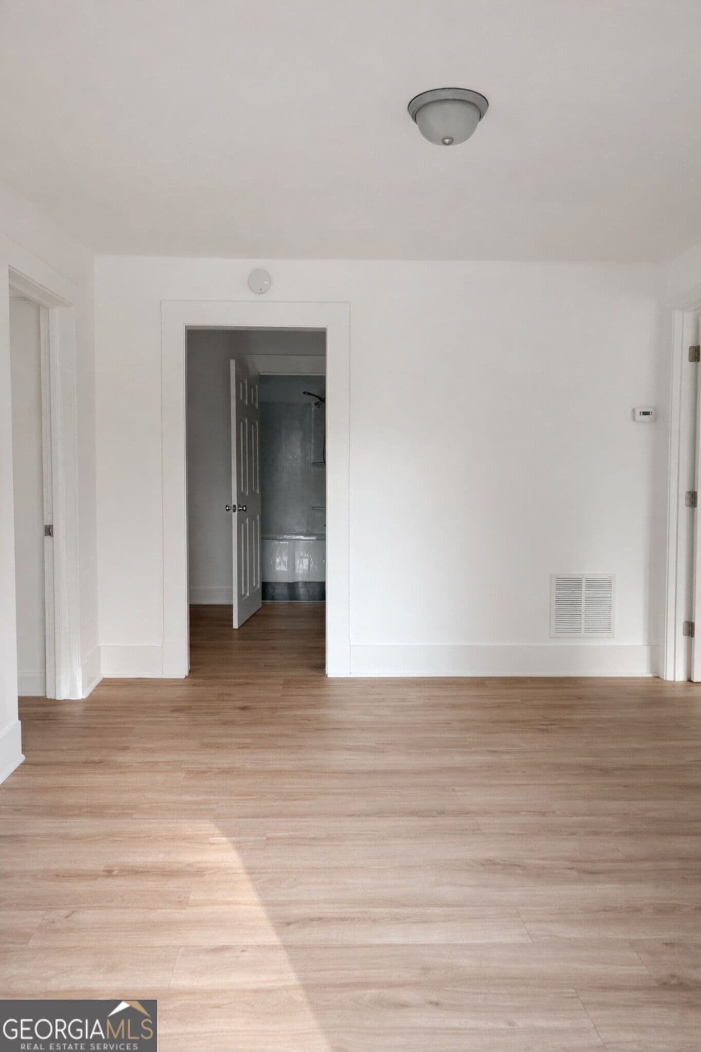 2 bedroom, 1 bathroom, 900 sq ft quadruplex for rent at 1522 Central Avenue 2A, Demorest, GA 30535 for $1,390 a month — photo 2