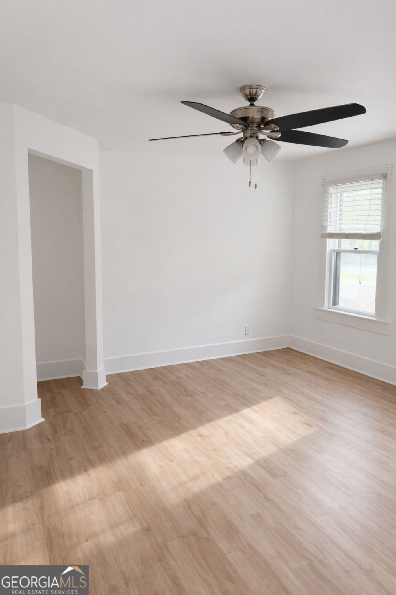 2 bedroom, 1 bathroom, 900 sq ft quadruplex for rent at 1522 Central Avenue 2A, Demorest, GA 30535 for $1,390 a month — photo 4