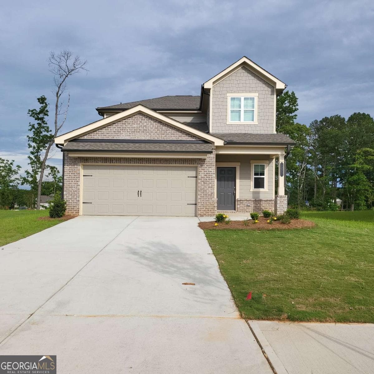 5 bedroom, 2.5 bathroom, 2,388 sq ft single family residence for rent at 448 Golden Eagle Parkway, Braselton, GA 30517 for $2,300 a month — photo 1 of 26