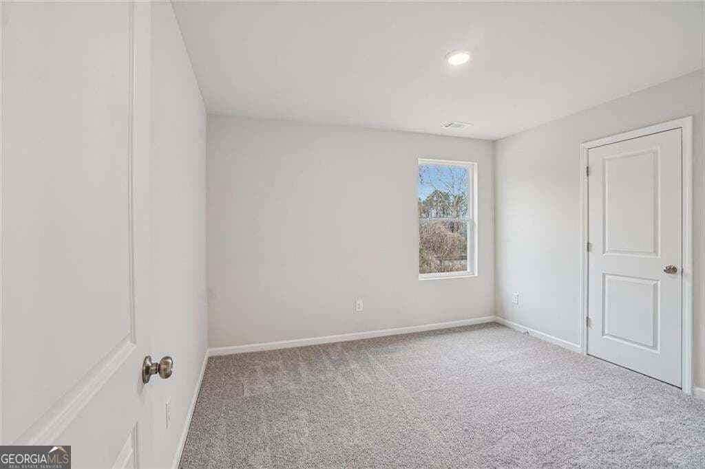 5 bedroom, 3 bathroom, 2,180 sq ft single family residence for sale at 405 Shallow Creek Court, Hogansville, GA 30230 — photo 8