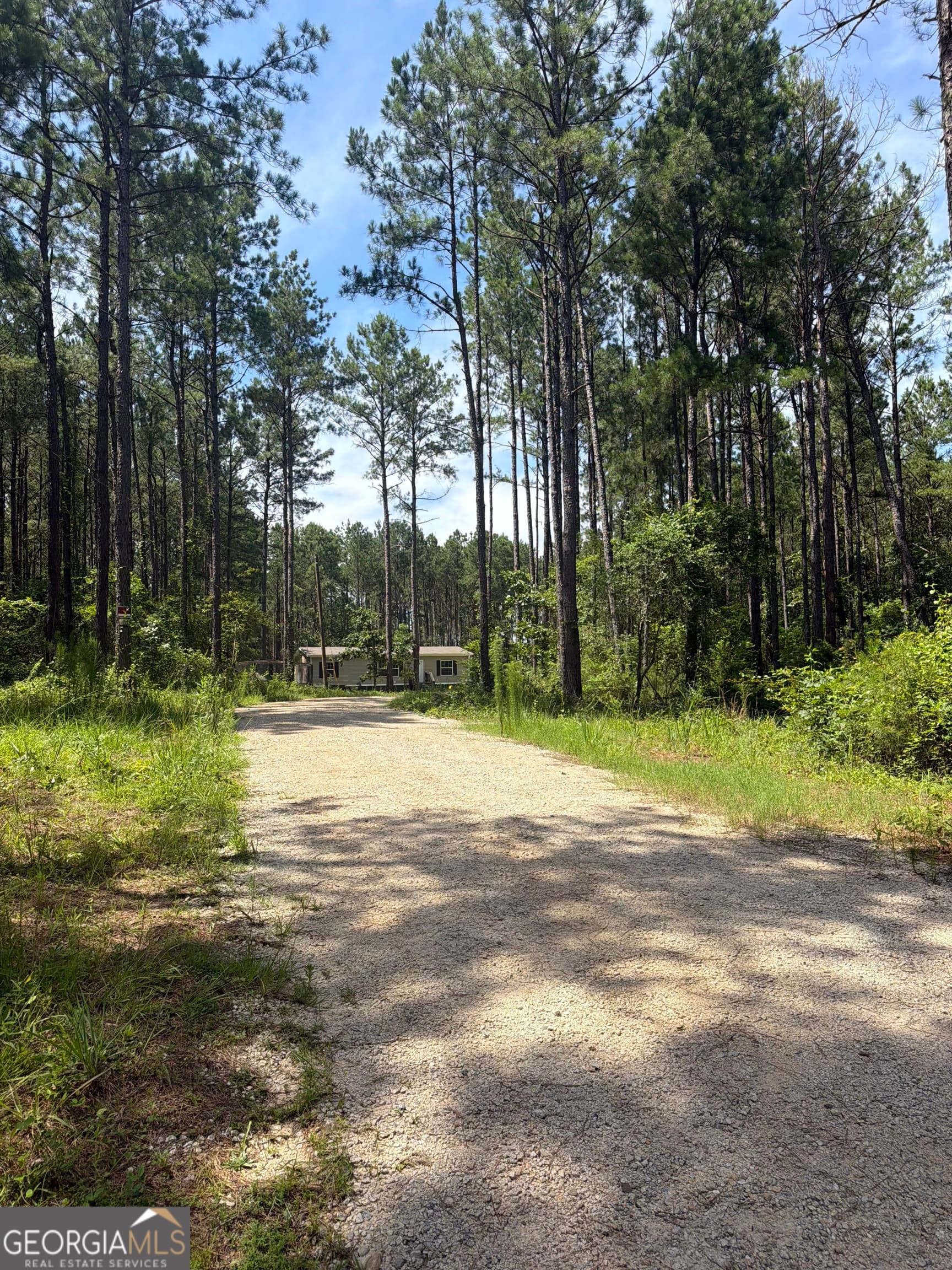 3 bedroom, 2 bathroom, 1,344 sq ft single family residence for sale at 645 Bent Knee Road, Keysville, GA 30816 — photo 2