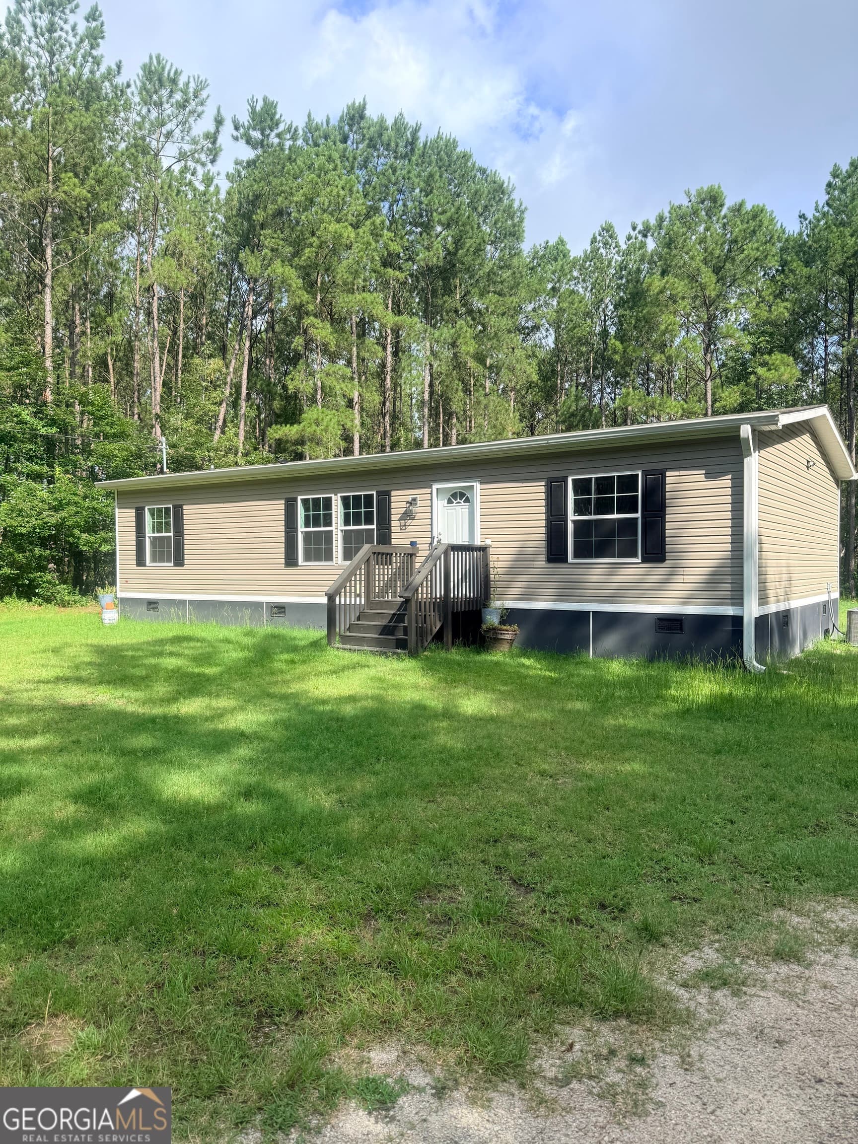 3 bedroom, 2 bathroom, 1,344 sq ft single family residence for sale at 645 Bent Knee Road, Keysville, GA 30816 — photo 5