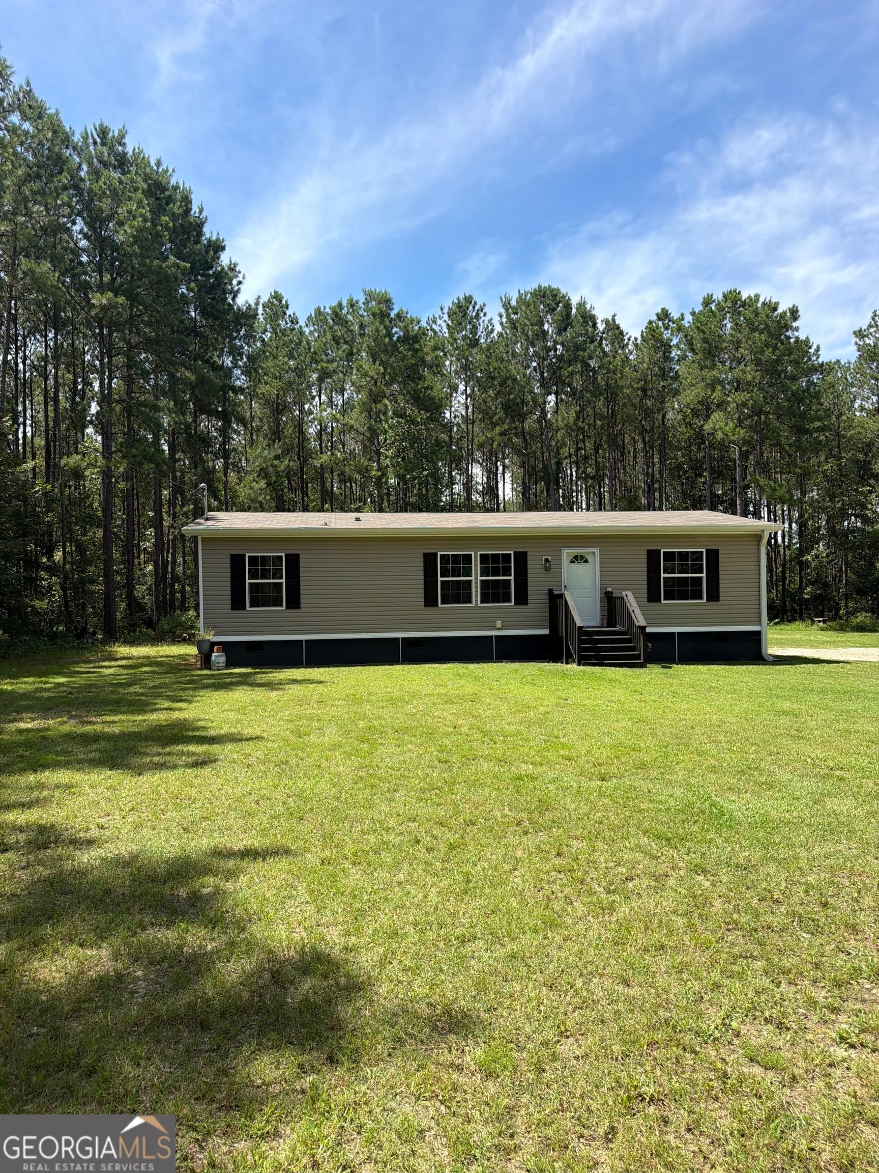 3 bedroom, 2 bathroom, 1,344 sq ft single family residence for sale at 645 Bent Knee Road, Keysville, GA 30816 — photo 4
