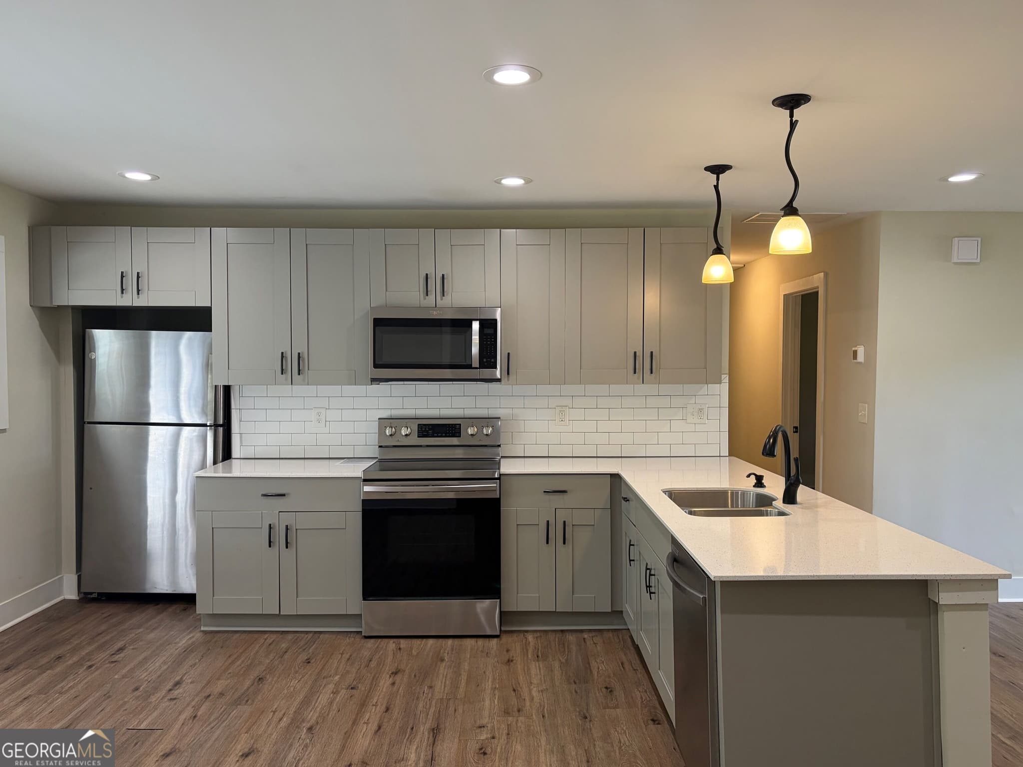 5 bedroom, 2 bathroom, 1,740 sq ft single family residence for sale at 3826 S Ridge Drive, Lithia Springs, GA 30122 — photo 6