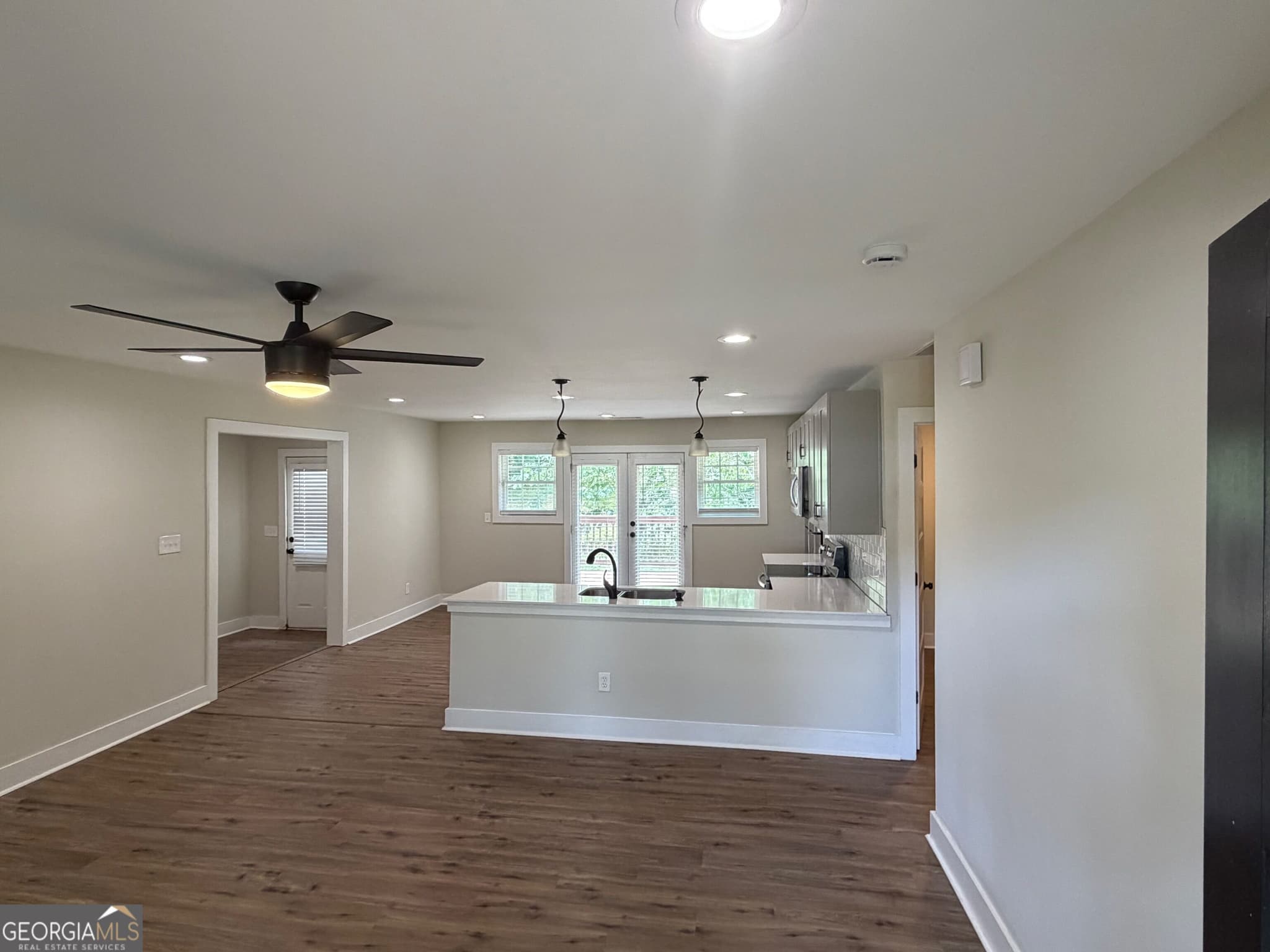 5 bedroom, 2 bathroom, 1,740 sq ft single family residence for sale at 3826 S Ridge Drive, Lithia Springs, GA 30122 — photo 3