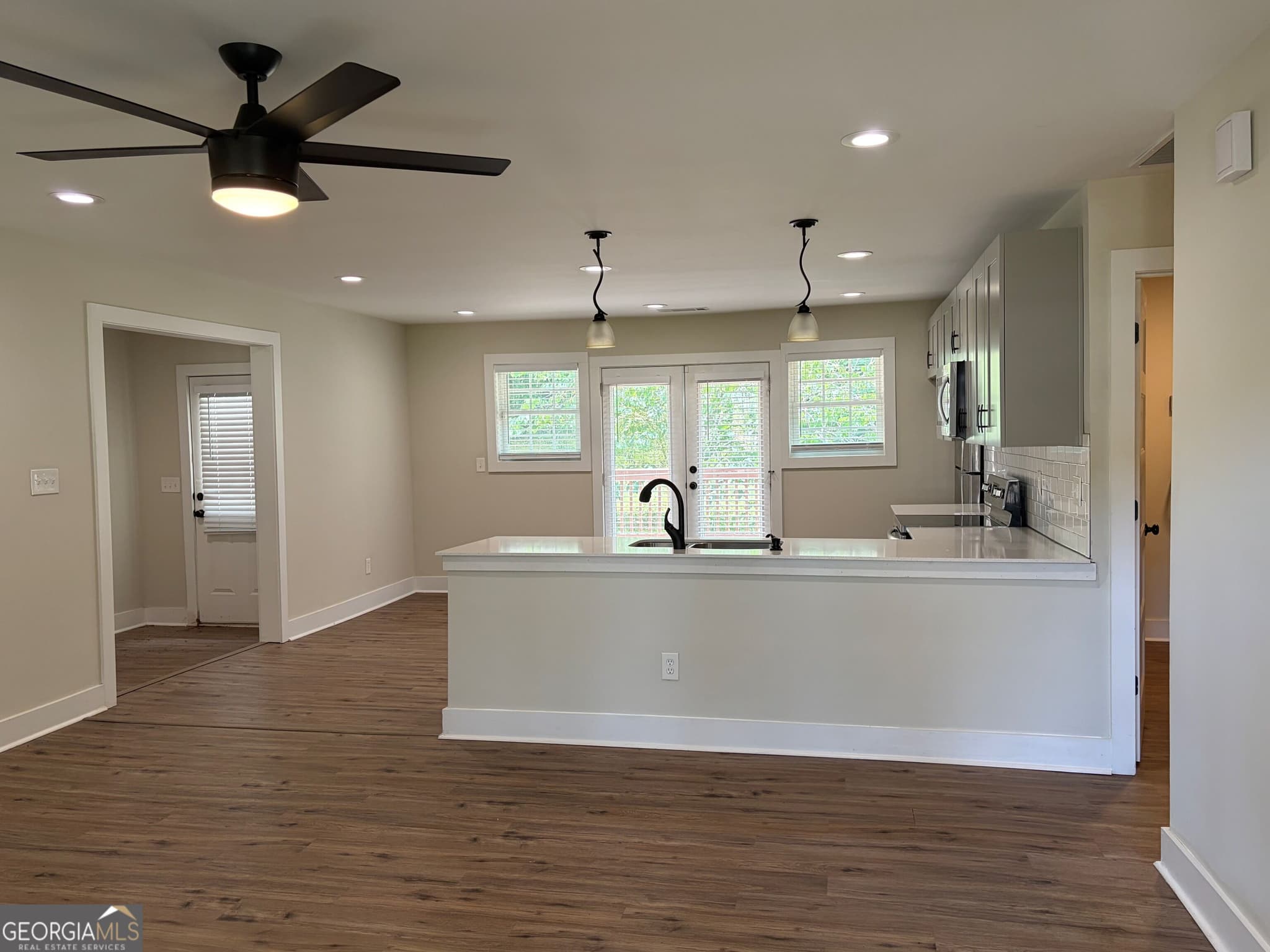 5 bedroom, 2 bathroom, 1,740 sq ft single family residence for sale at 3826 S Ridge Drive, Lithia Springs, GA 30122 — photo 4
