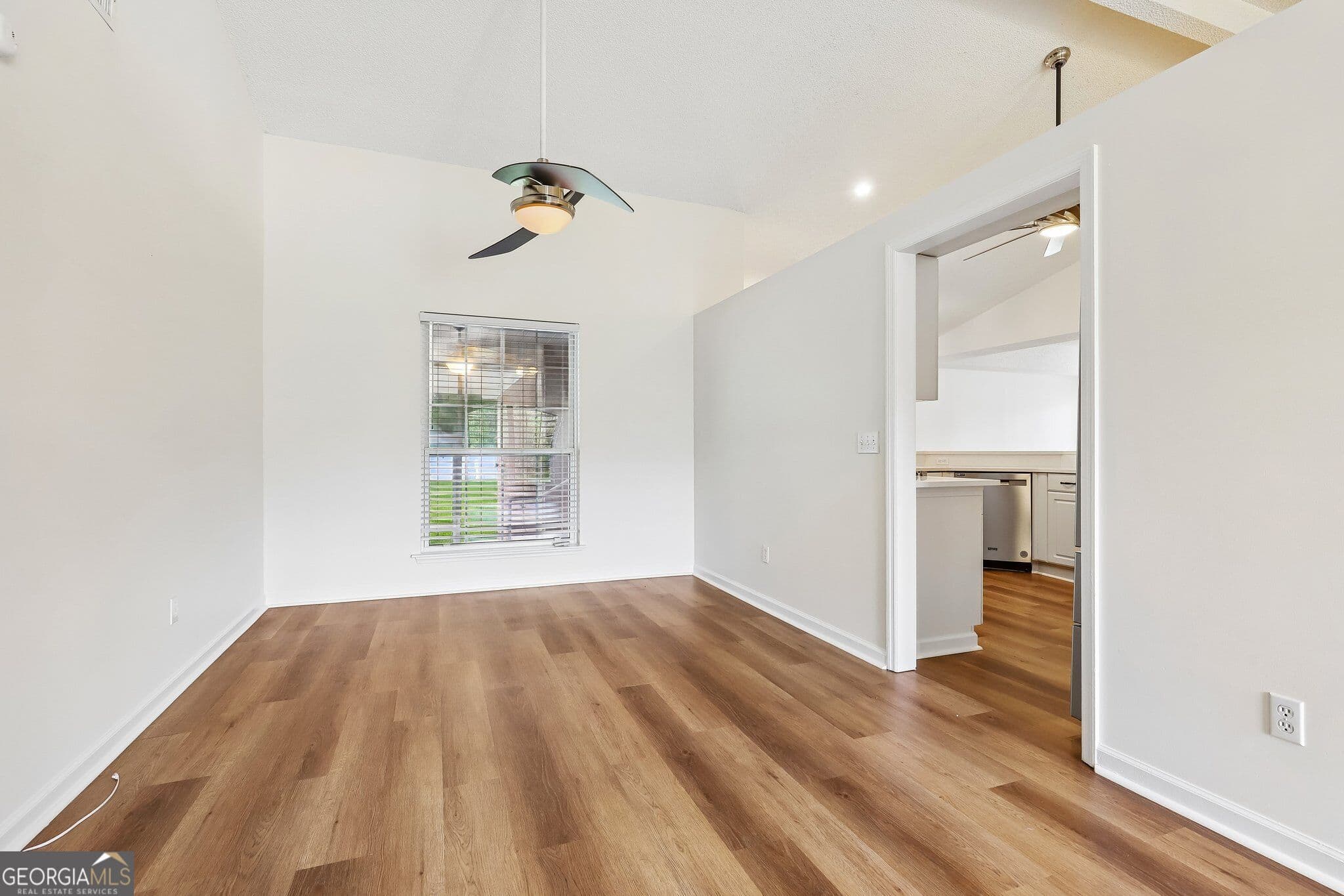 4 bedroom, 2 bathroom, 2,253 sq ft single family residence for sale at 601 Bartlett Street, St. Marys, GA 31558 — photo 6