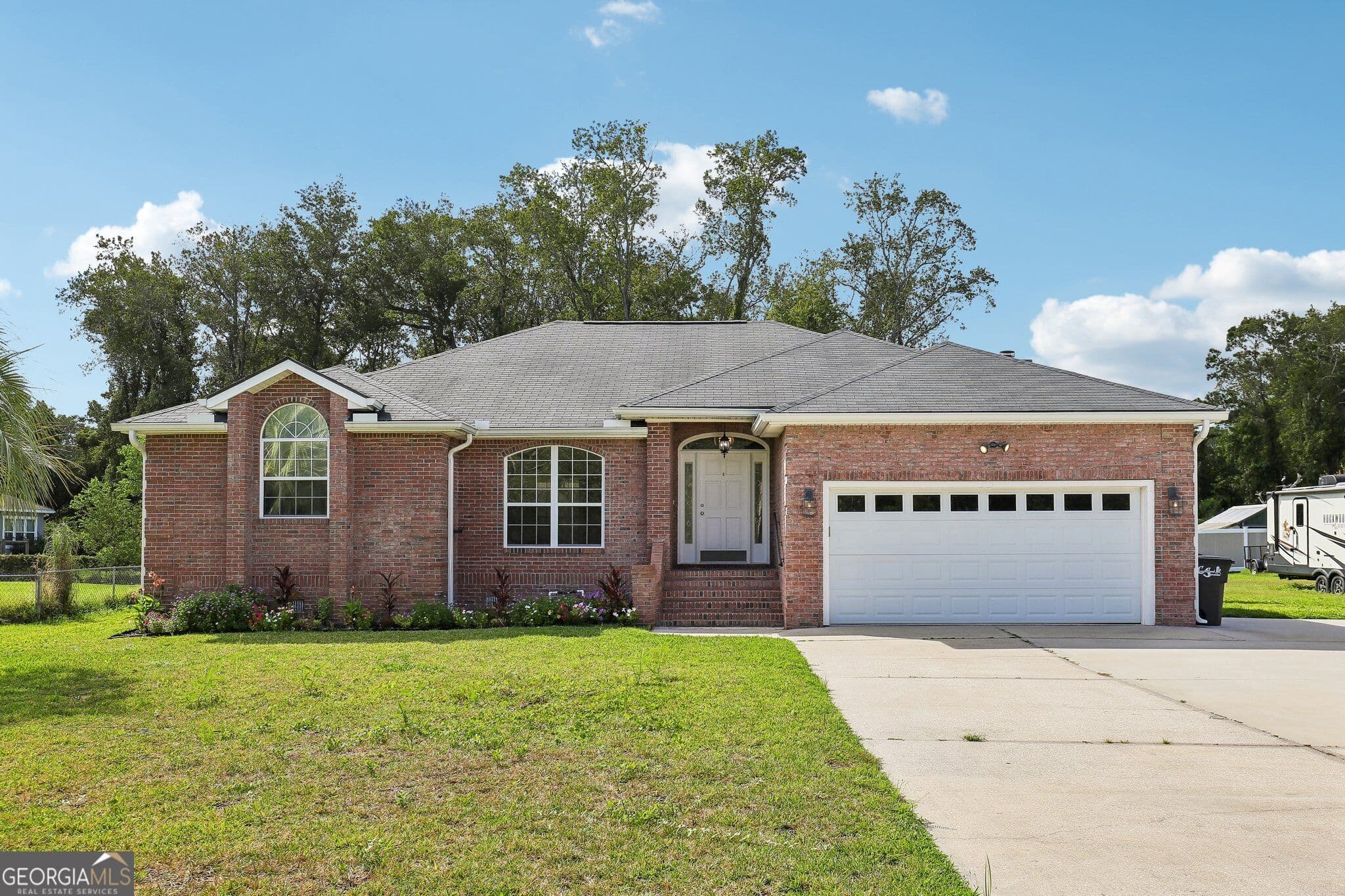 4 bedroom, 2 bathroom, 2,253 sq ft single family residence for sale at 601 Bartlett Street, St. Marys, GA 31558