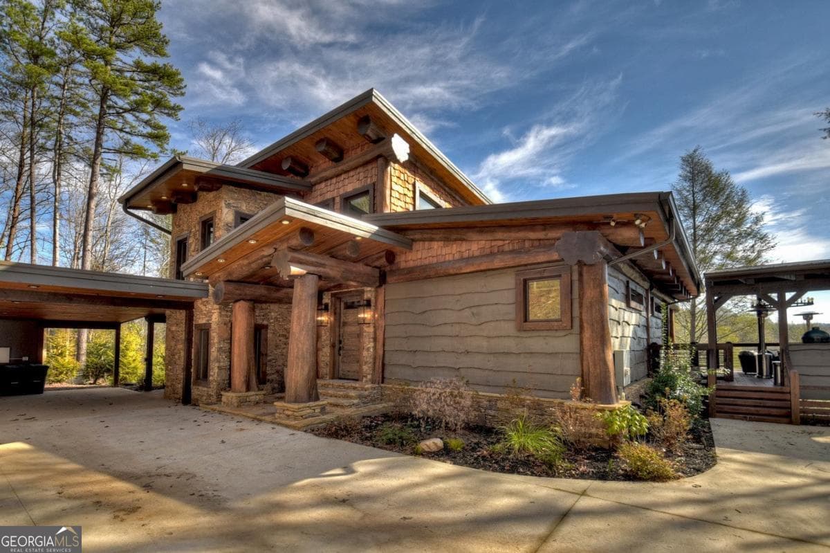 4 bedroom, 3.5 bathroom, 4,495 sq ft cabin,single family residence for sale at 188 Paul Drive, Blue Ridge, GA 30513