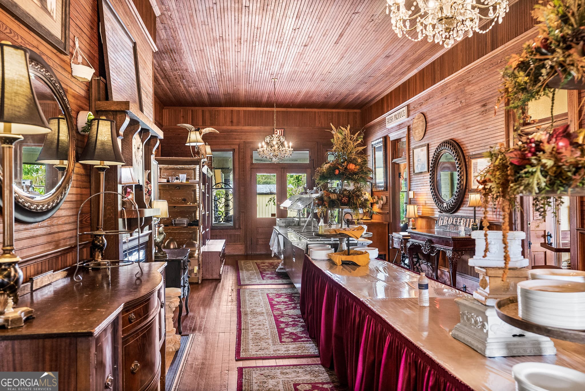 12 bedroom, 10 bathroom, 7,900 sq ft mixed use for sale at 323 N Main Street, Swainsboro, GA 30401 — photo 9