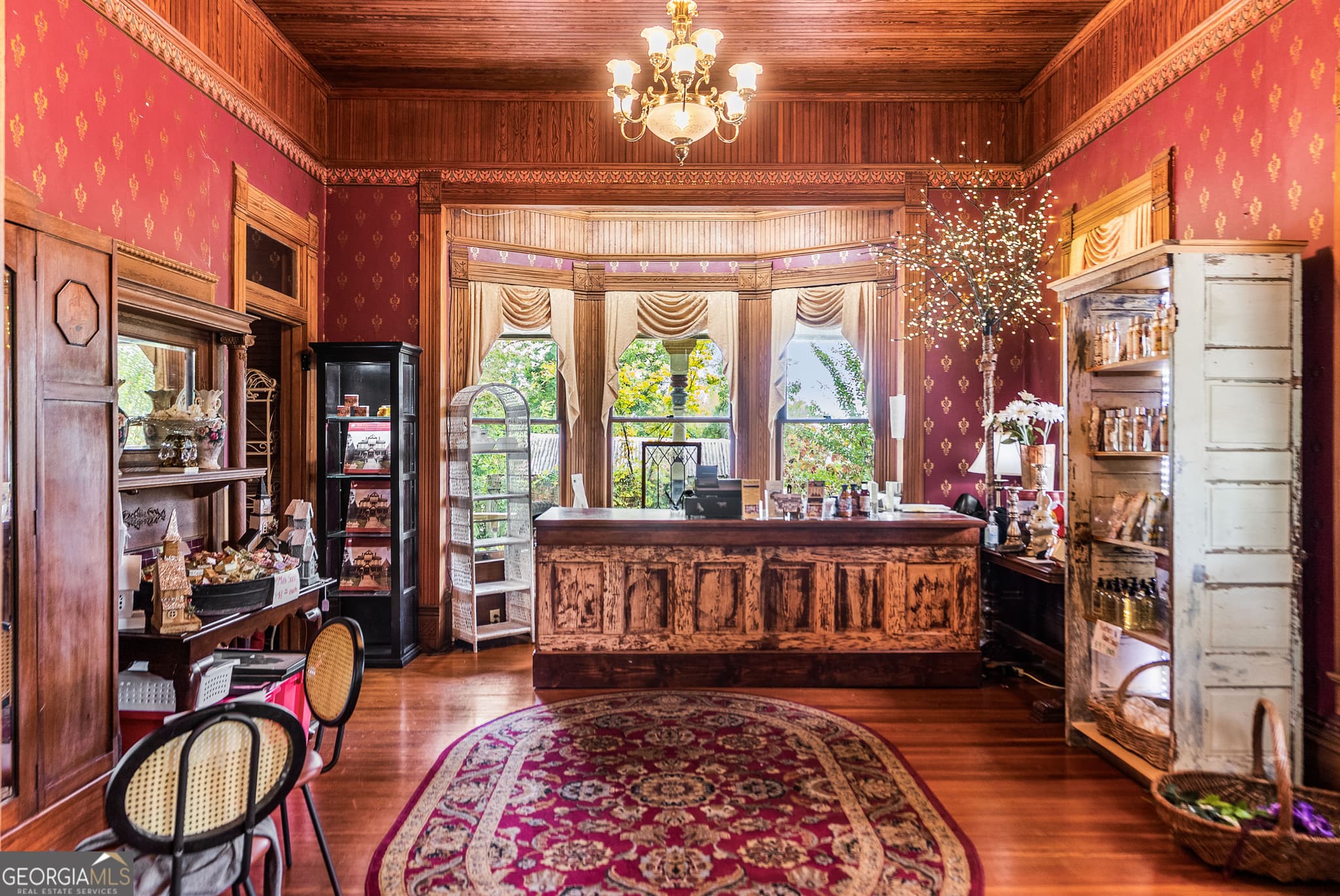 12 bedroom, 10 bathroom, 7,900 sq ft mixed use for sale at 323 N Main Street, Swainsboro, GA 30401 — photo 4
